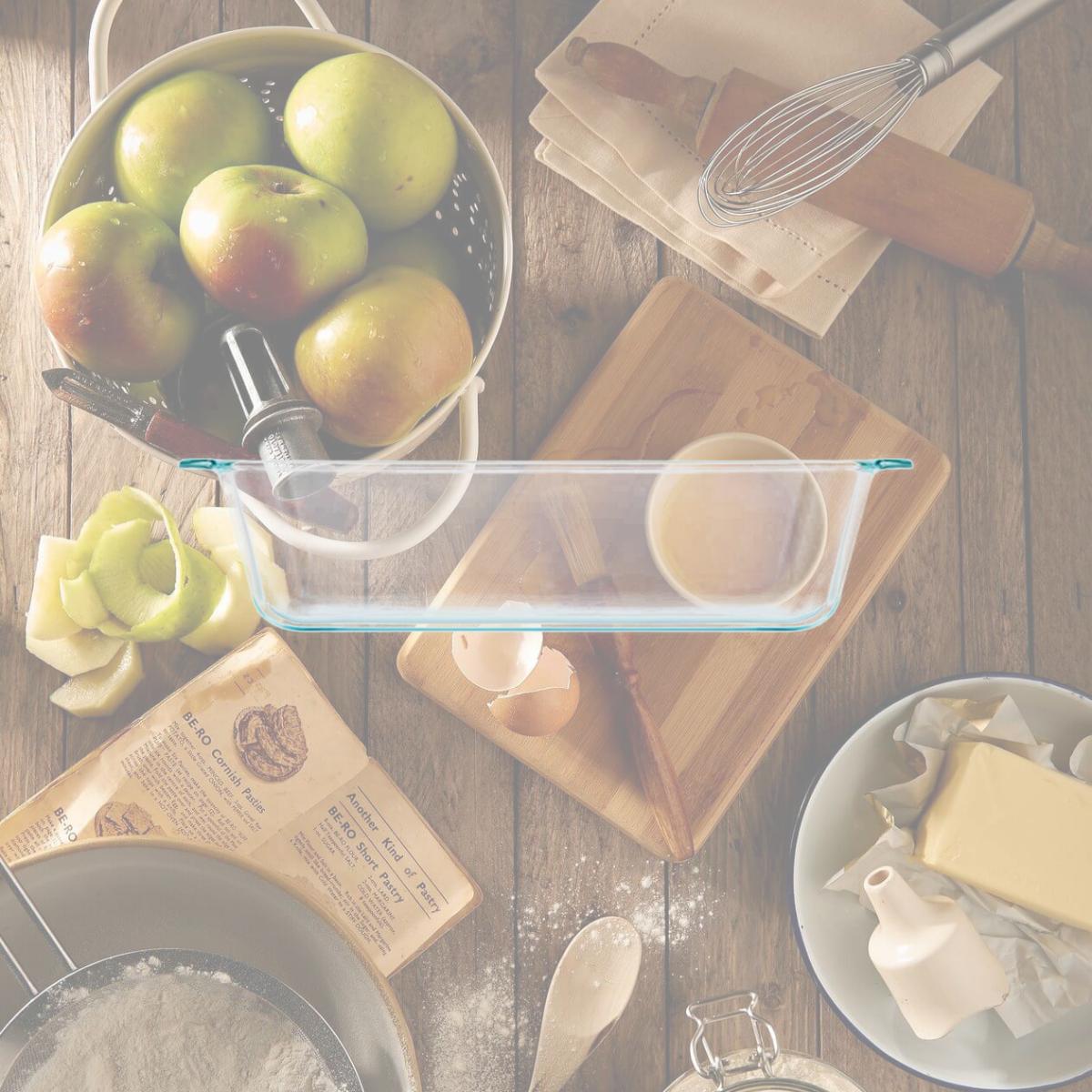 Picture of Pyrex 6824783 7 x 11 in. Baking Dish, Clear - Case of 4