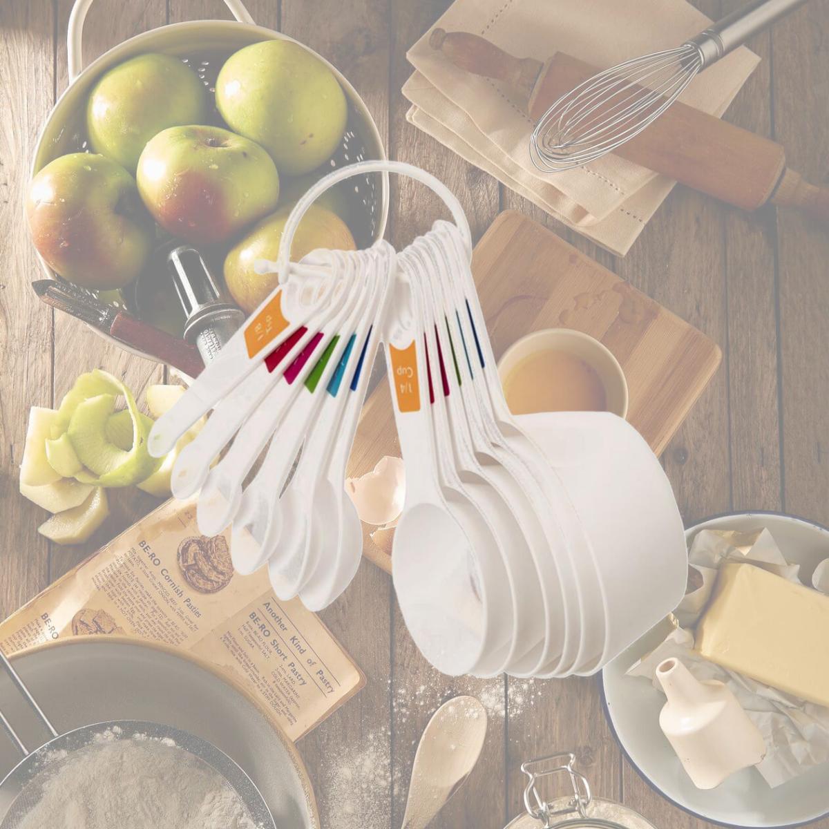 Picture of Lifetime 6013567 Plastic White Measuring Spoon & Cup Set