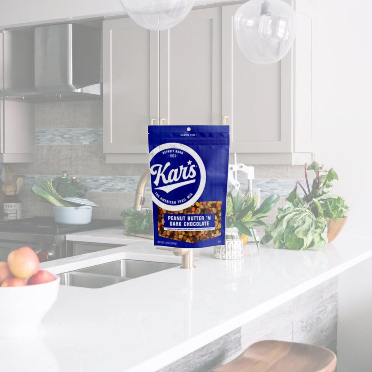 Picture of Kars 9064005 12 oz Peanut Butter & Dark Chocolate Trail Bagged Mix - Pack of 6