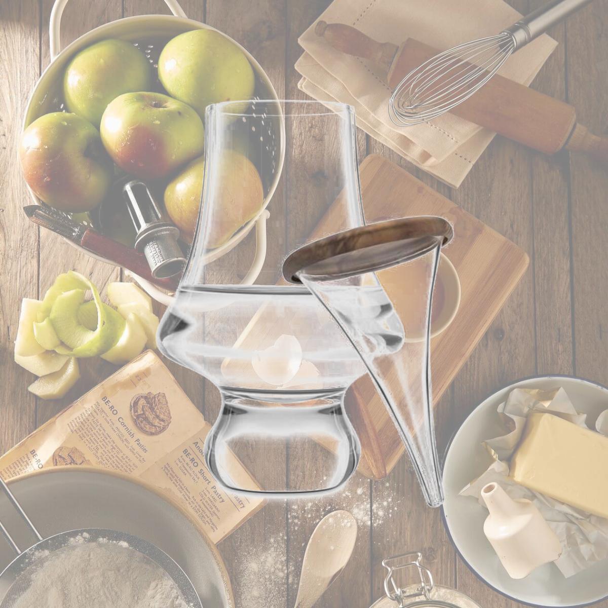 Picture of Final Touch 6058275 4.6 in. Glass & Silicone Whiskey Dropper Set, Clear