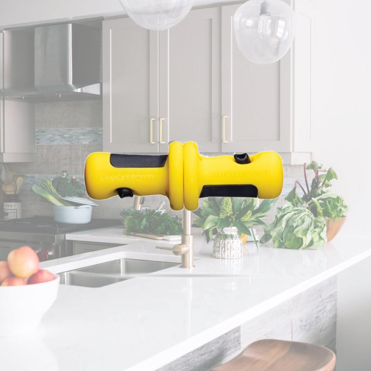 Picture of Dreamfarm 6073893 Lockorns Yellow Polypropylene & Stainless Steel Corn Cob Holders