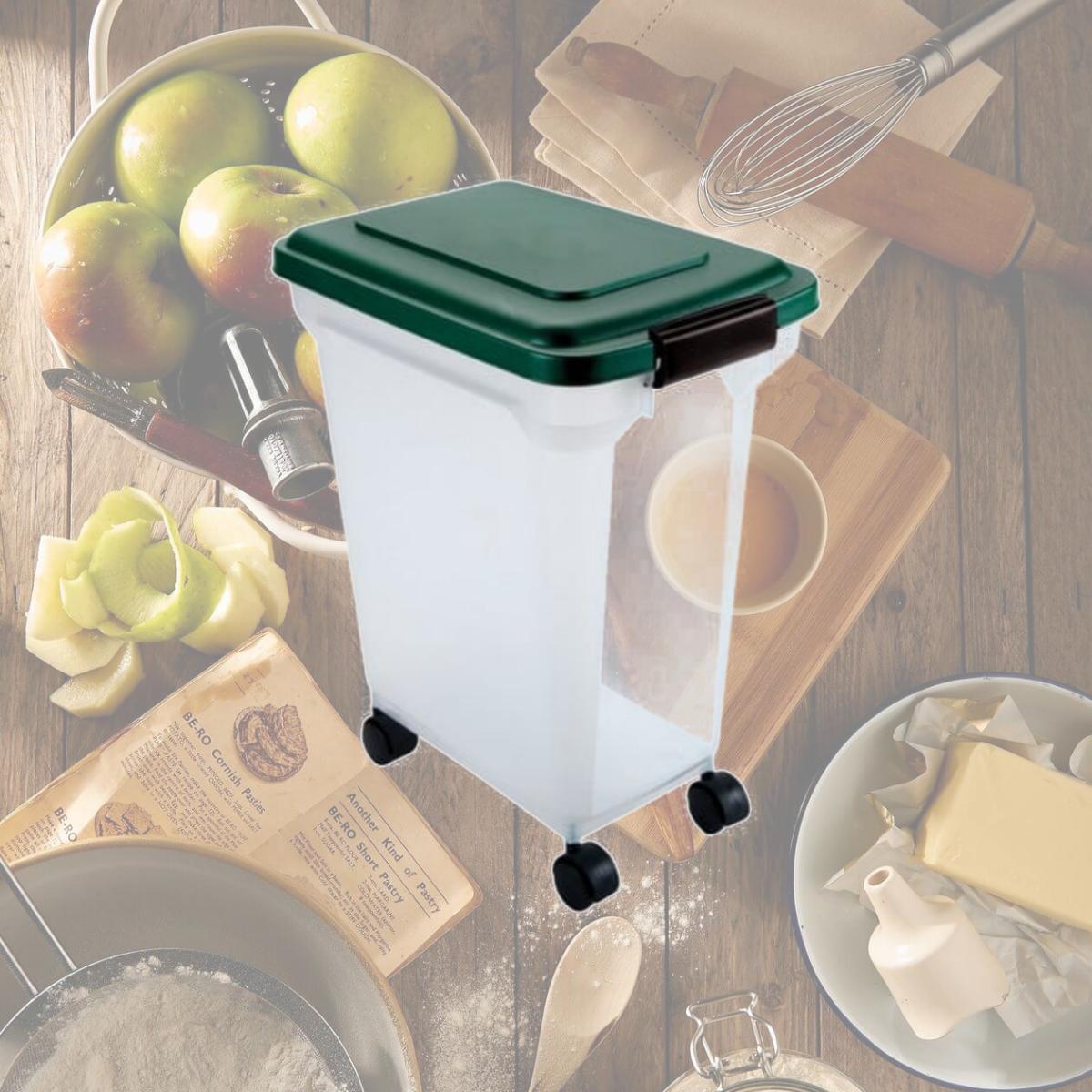 Picture of Remington 296001 28 qt Pet Food Container - pack of 6
