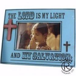Rainbow Wholesale 185985 Frame With Cross Sculpture - The Lord Is My Light, Holds 6 X 4 In.