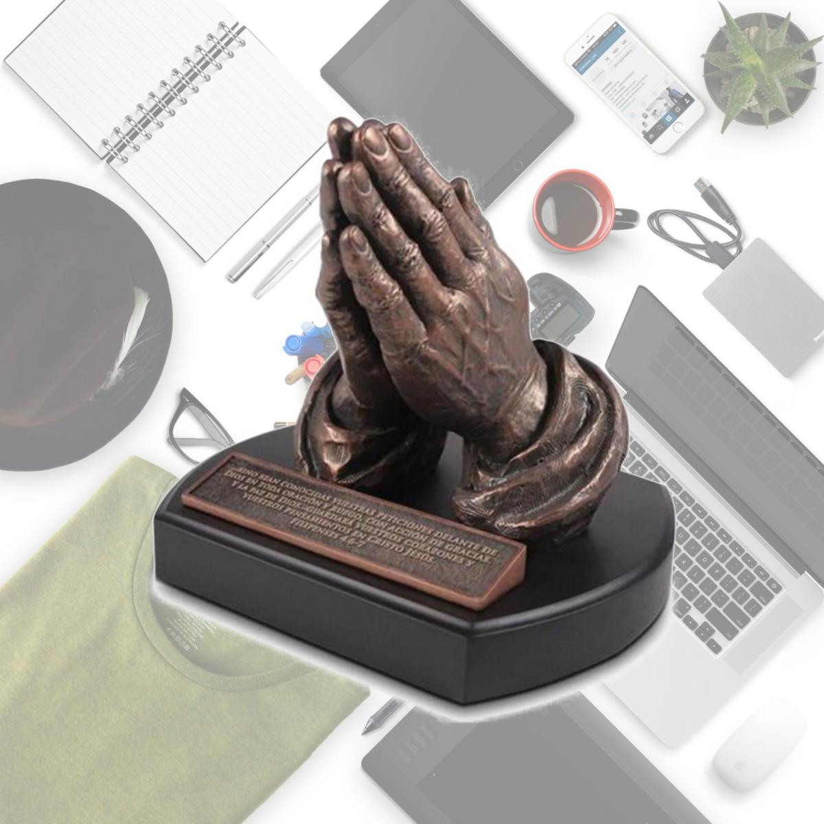 Picture of Lighthouse Christian Products 161465 Praying Hands Manos Orando Moments of Faith Sculpture Spanish - No.20329