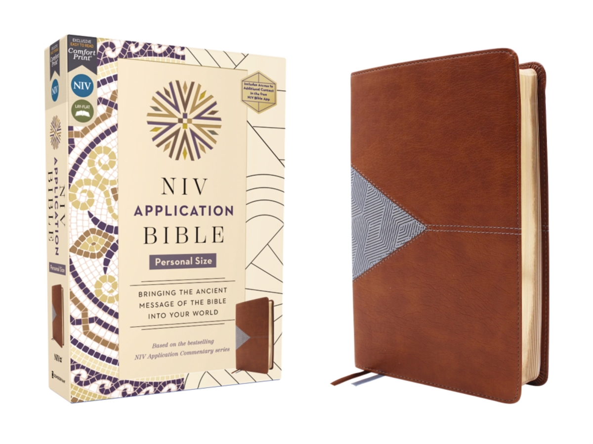 373665 NIV Application Personal Size Bible - Comfort Print, Leathersoft Edition, Brown & Blue