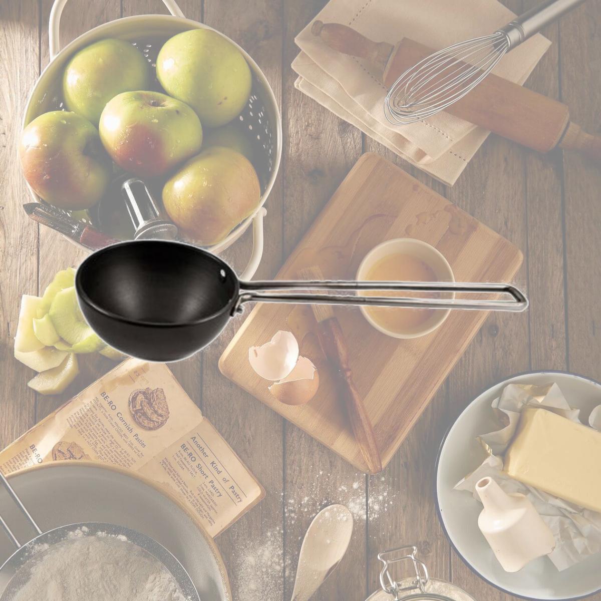 Picture of Hawkins L34 Futura Hard Anodised Tadka Spice Heating Pan 2 Cup - 3.25mm