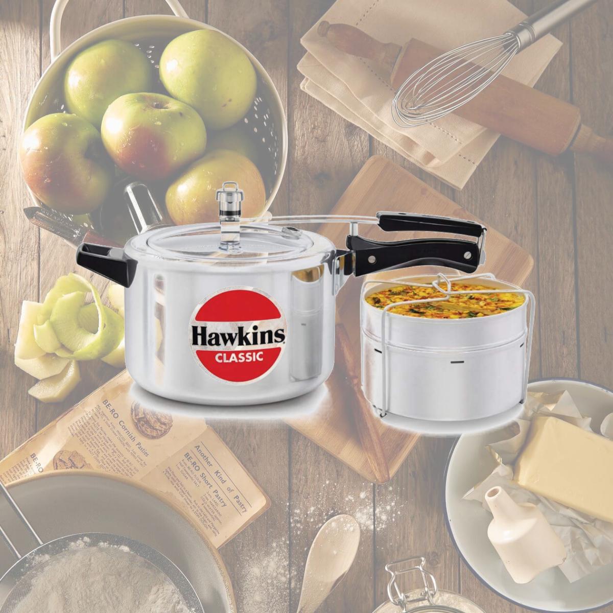 Picture of Hawkins B21 Classic Aluminum Pressure Cooker with Separator - 5 Litres