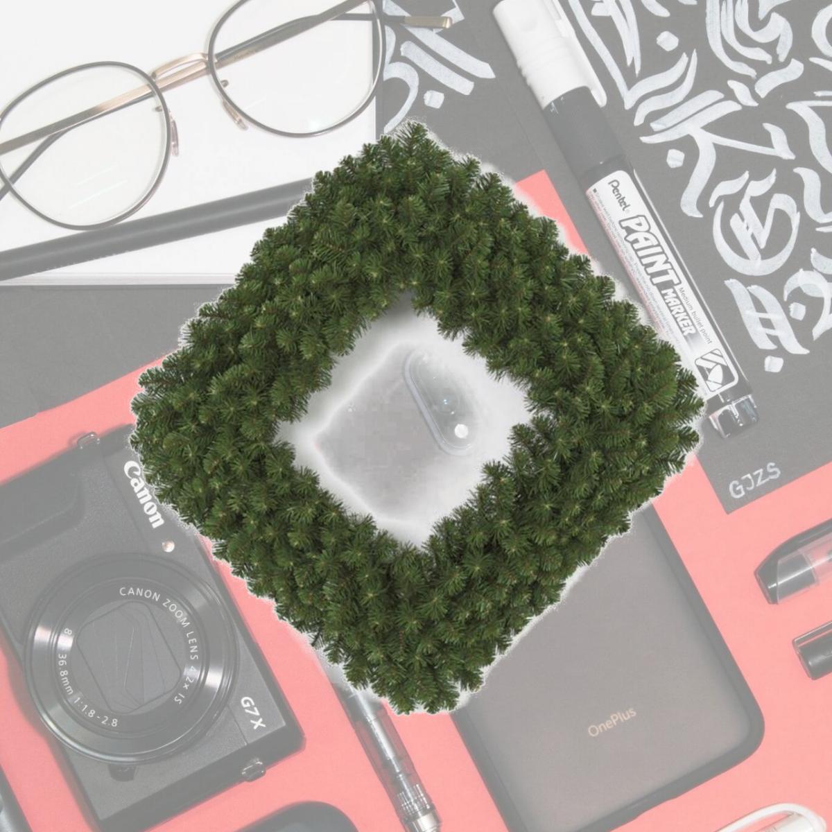Picture of Autograph Foliages C-170880 36 in. Square Wreath, Green