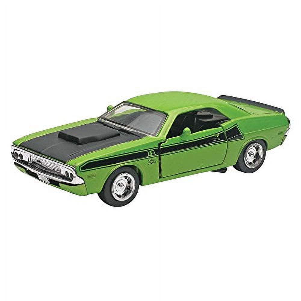 New-ray 50533c 1970 Dodge Challenger Ta In Green And Black Pack Of 12