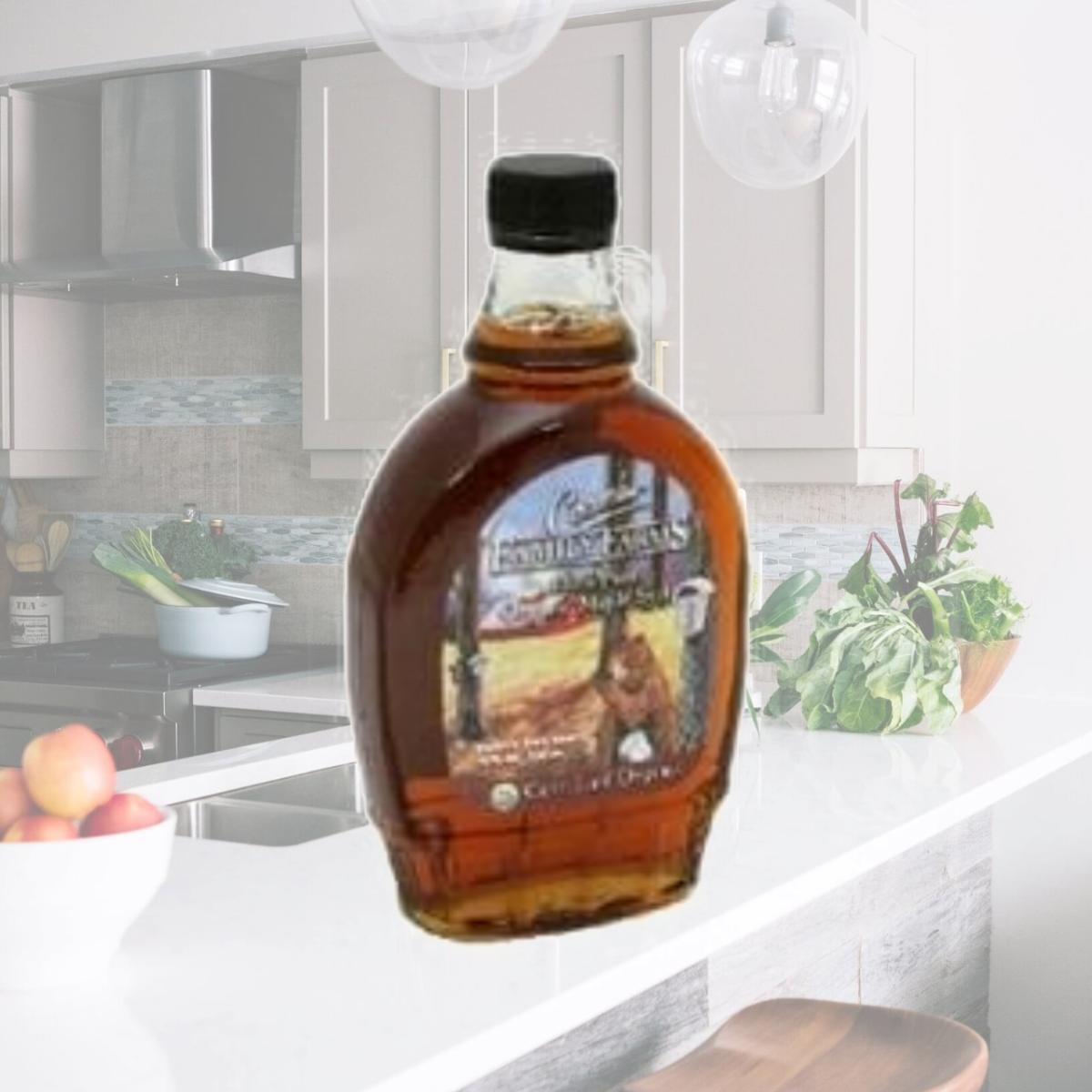 Picture of Coombs Family Farms B25608 Coombs Family Farms Grade A Dark Amber- Glass  -12x8oz