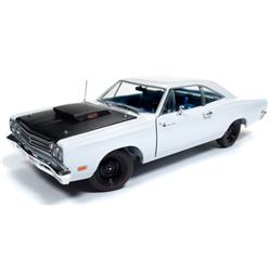 1969.5 Plymouth Road Runner Post Coupe Diecast Car - White