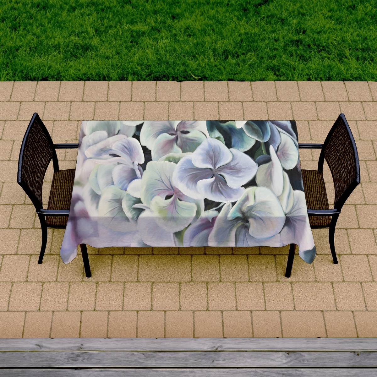 Picture of Begin Home Decor C1TCLRGEZQAX53 58 x 102 in. Purple Rustic Tablecloth - Colorful Hydrangea Flowers Decor