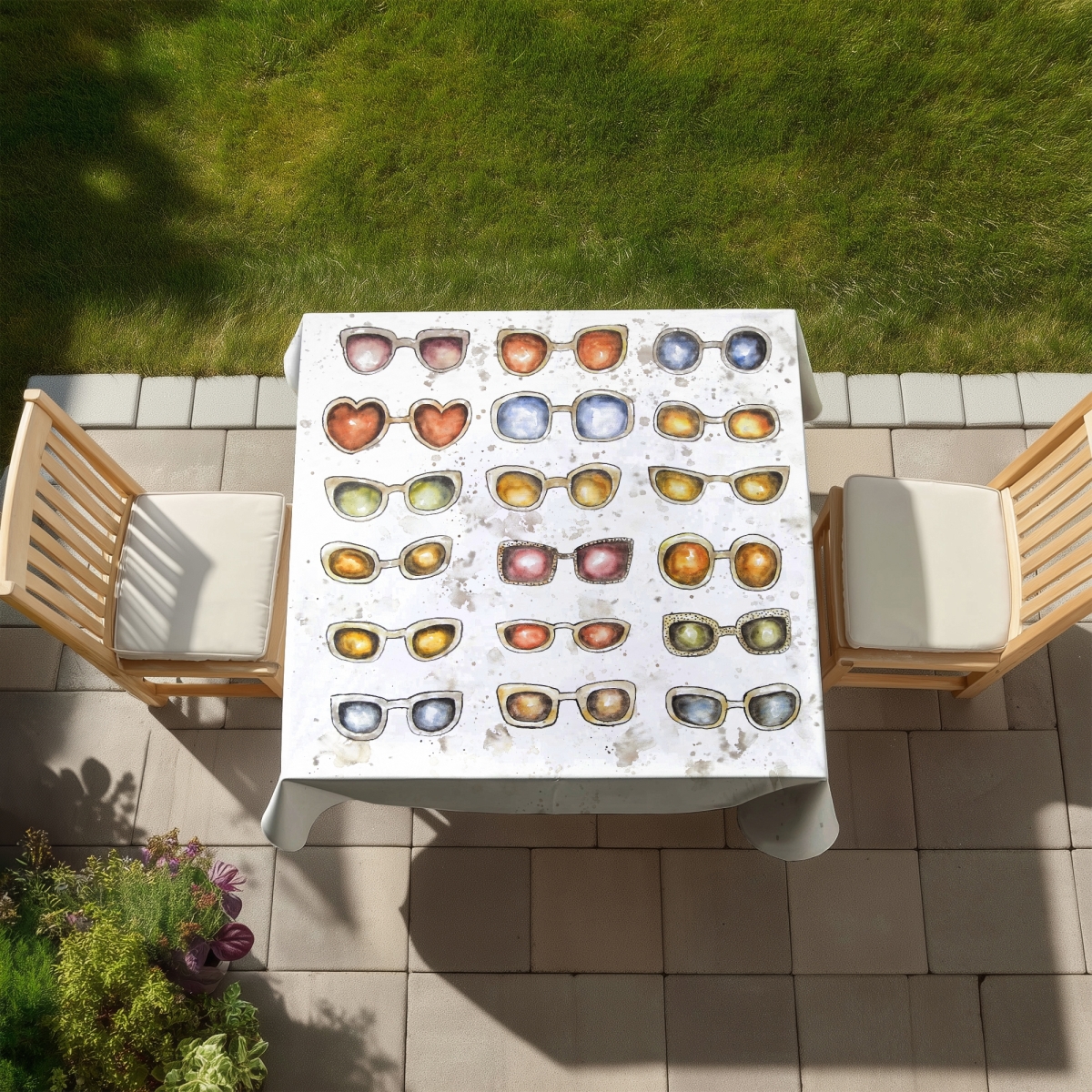 Picture of Begin Home Decor C1TC5858WY1DDU 58 x 58 in. Fashion Shapes Tablecloth - Womens Sunglasses Design Decor