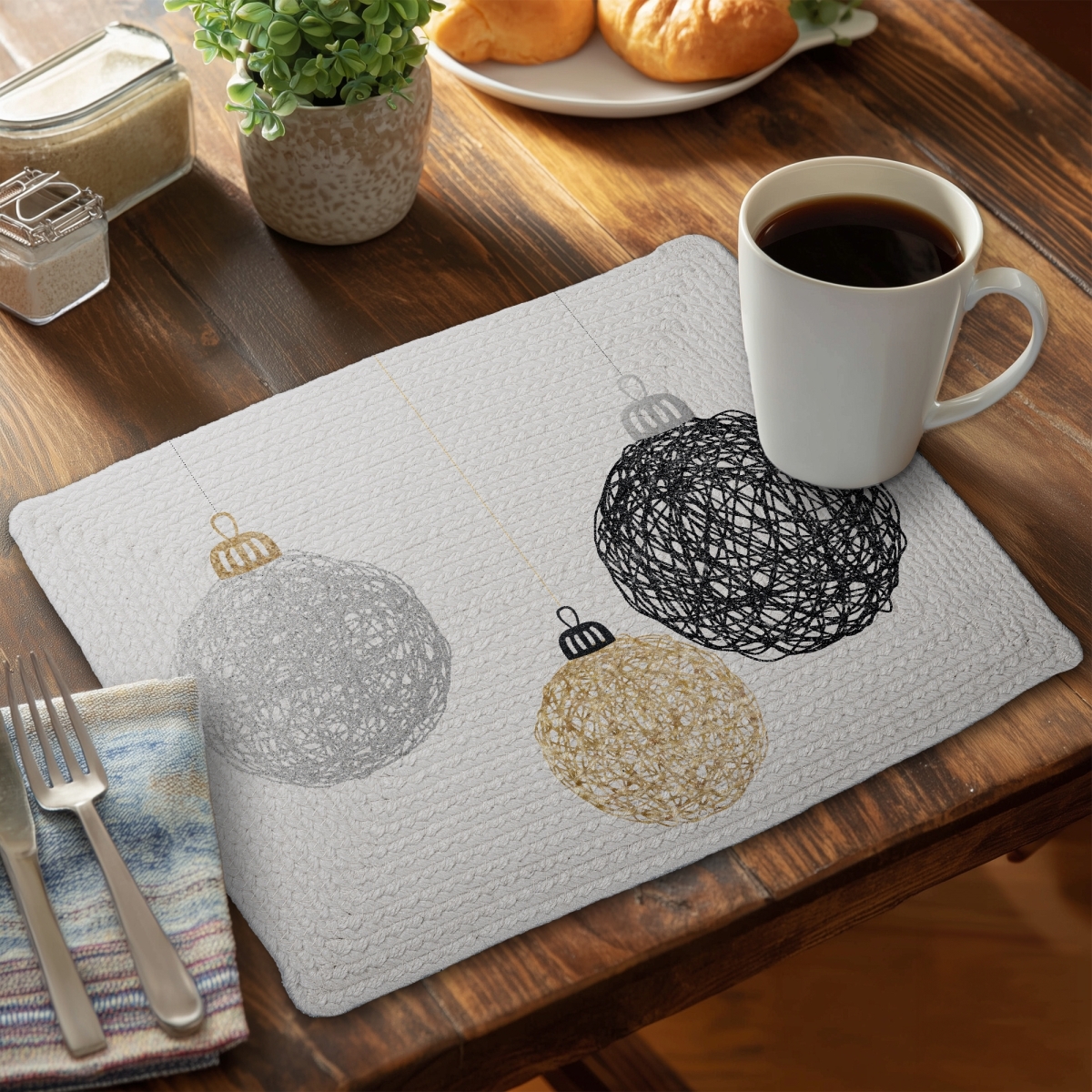 Picture of Begin Home Decor CBPM1418O2FTFP 14 x 18 in. Modern Pattern Braided Polyester Placemat - Three Christmas Balls