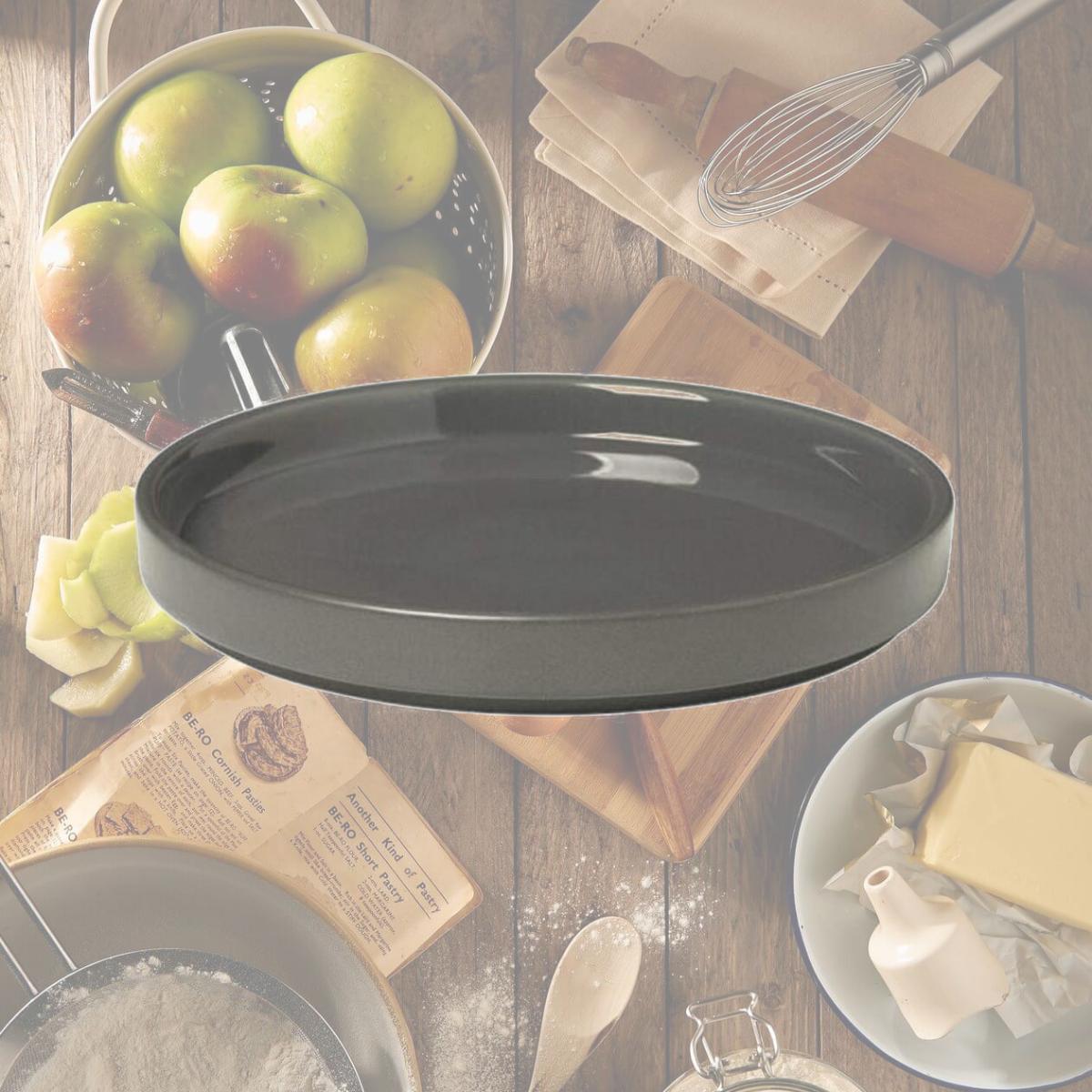 Picture of Blomus 63983.4 Pilar Ceramic Snack Plate, Pewter & Charcoal - Set of 4