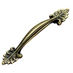 D8-06 Winchester Brass Acanthus Solid Brass Cabinet Pull - 96 Mm.