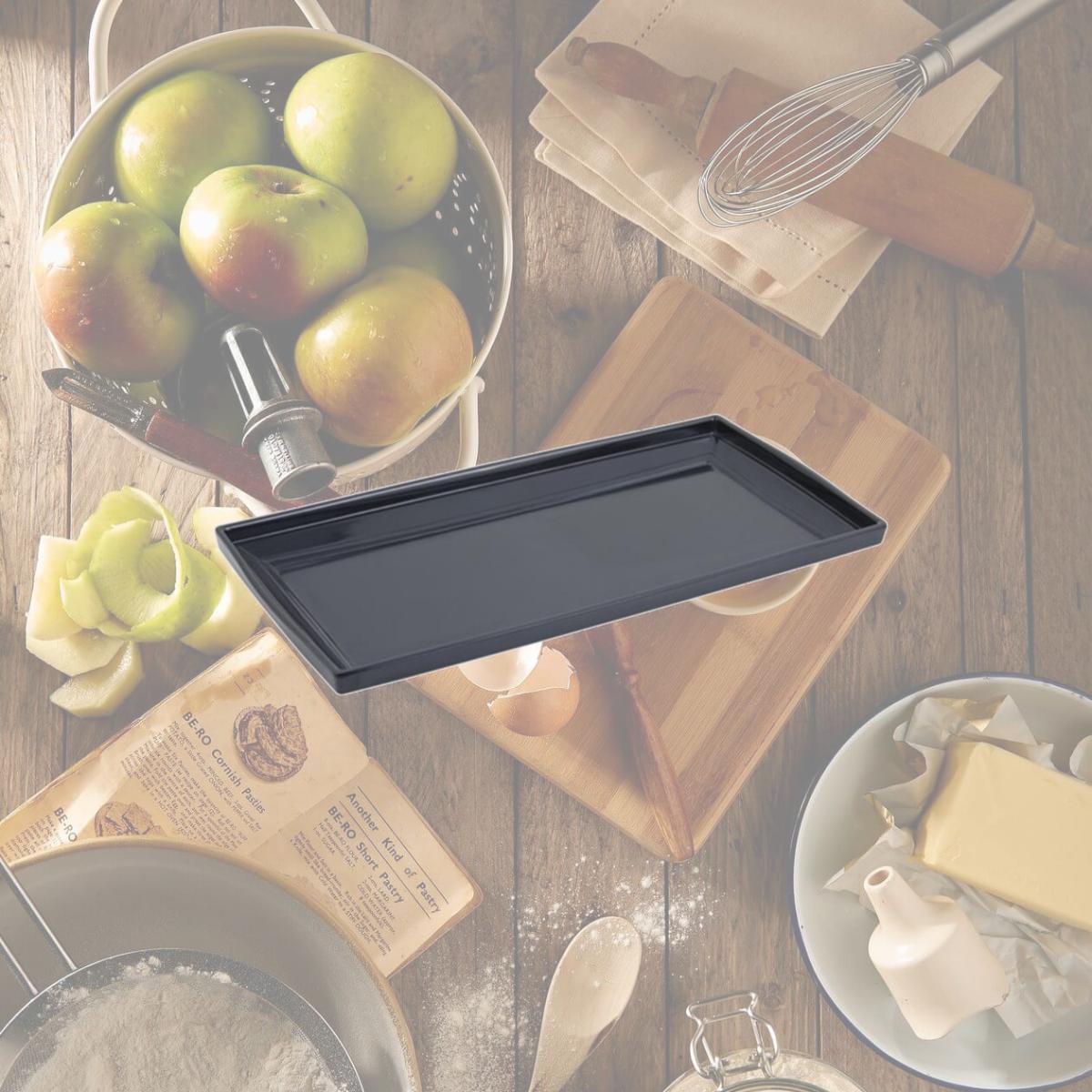 Picture of Bon Chef 53106BLACK 10.25 x 19 x 1.25 in. Americana Square 3 quart Bowl, Black