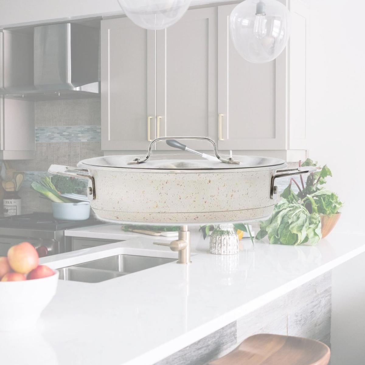 Picture of Bon Chef 60022DESERT 1 qt 24 oz Hotstone Desert Cucina Round Casserole with Lid - Induction Bottom