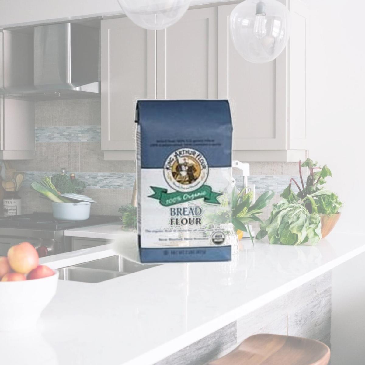 Picture of King Arthur 21592 Organic Bread Flour - Six (6) Bags Total