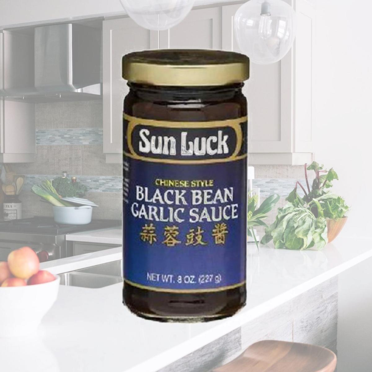 Picture of Sun Luck BG18656 Sun Luck Blck Bn Garlic Sauce - 1x8OZ