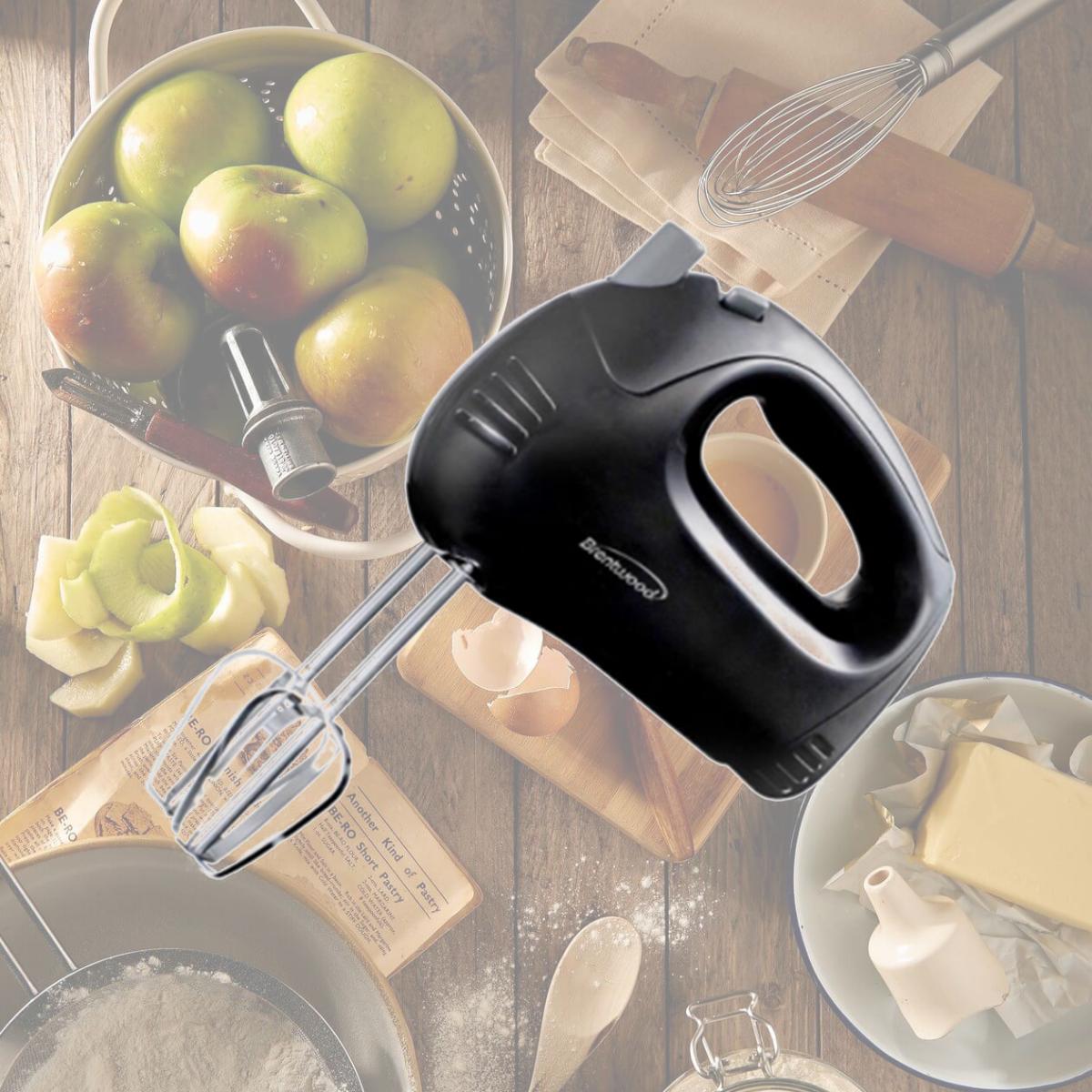 Picture of Brentwood Appliances HM-44 5-Speed Hand Mixer - Black