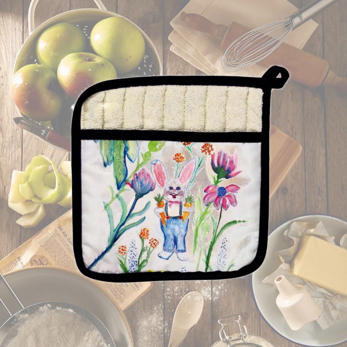 Picture of Betsydrake PT647 Mr. Farmer Rabbit Pot Holder