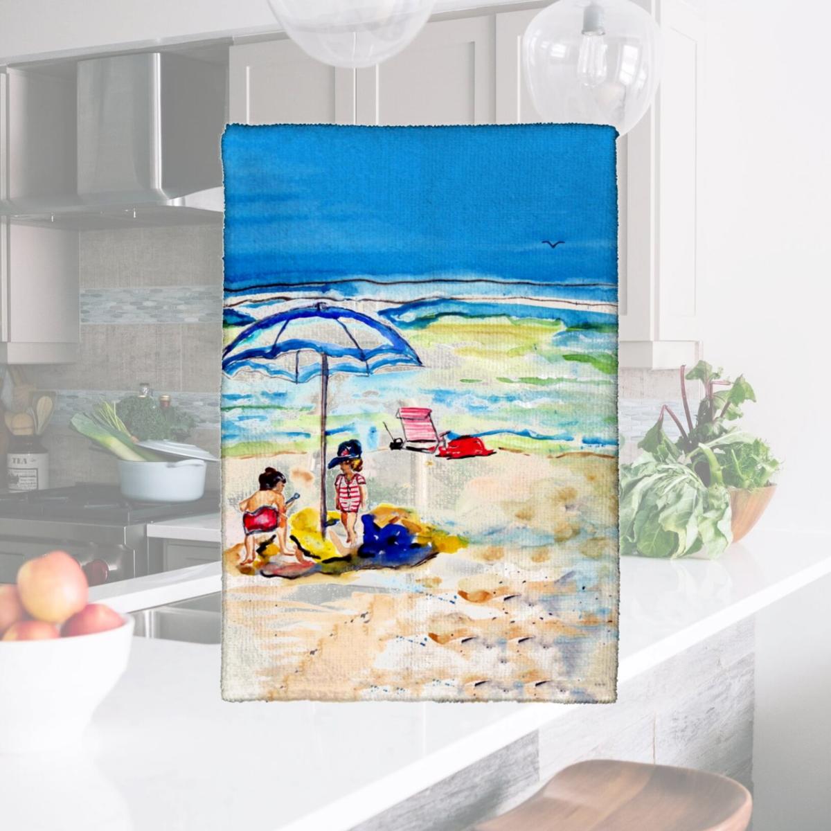Picture of Betsy Drake KT391 Playing On The Beach Kitchen Towel