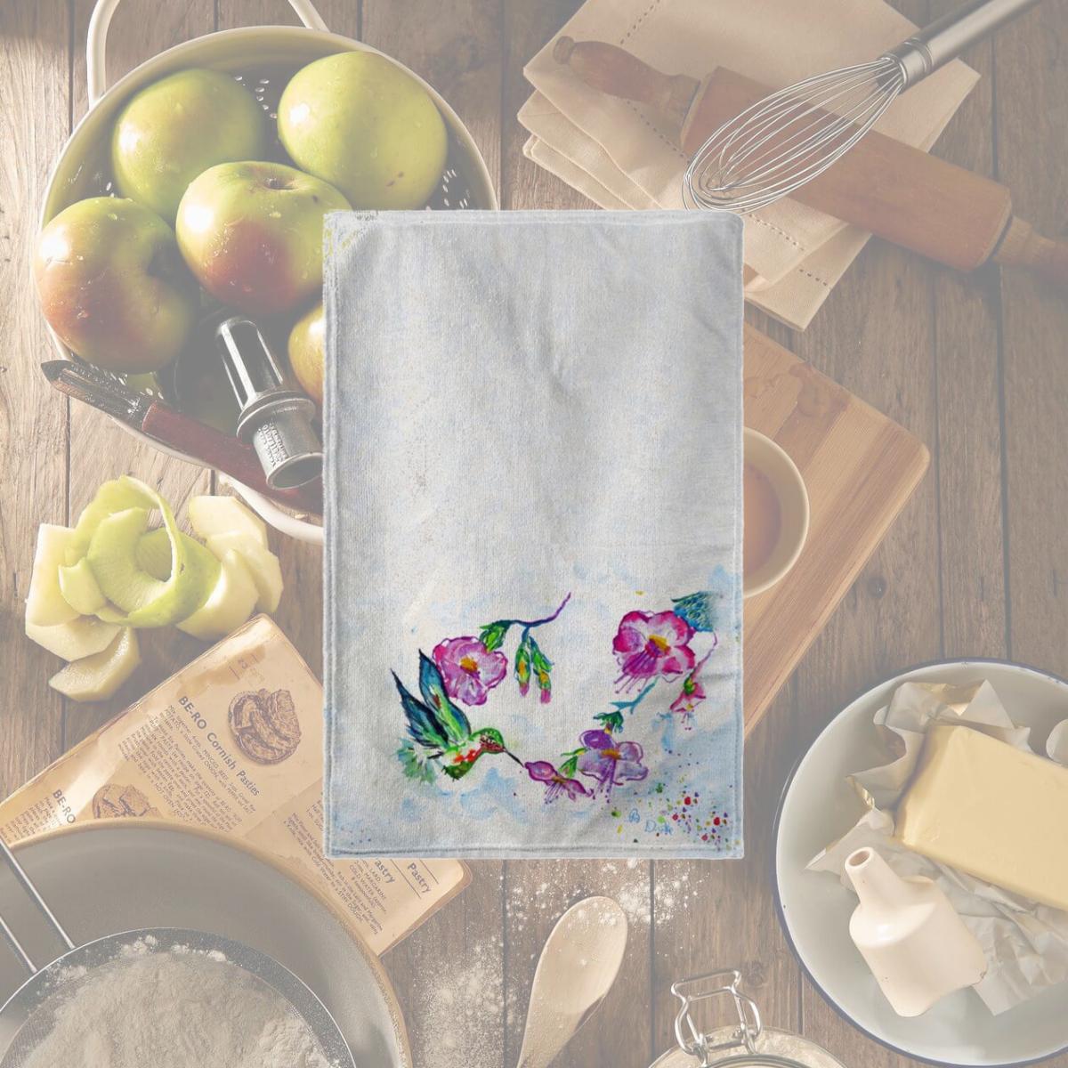 Picture of Betsy Drake KT713 16 x 25 in. Feeding Hummingbird Kitchen Towel