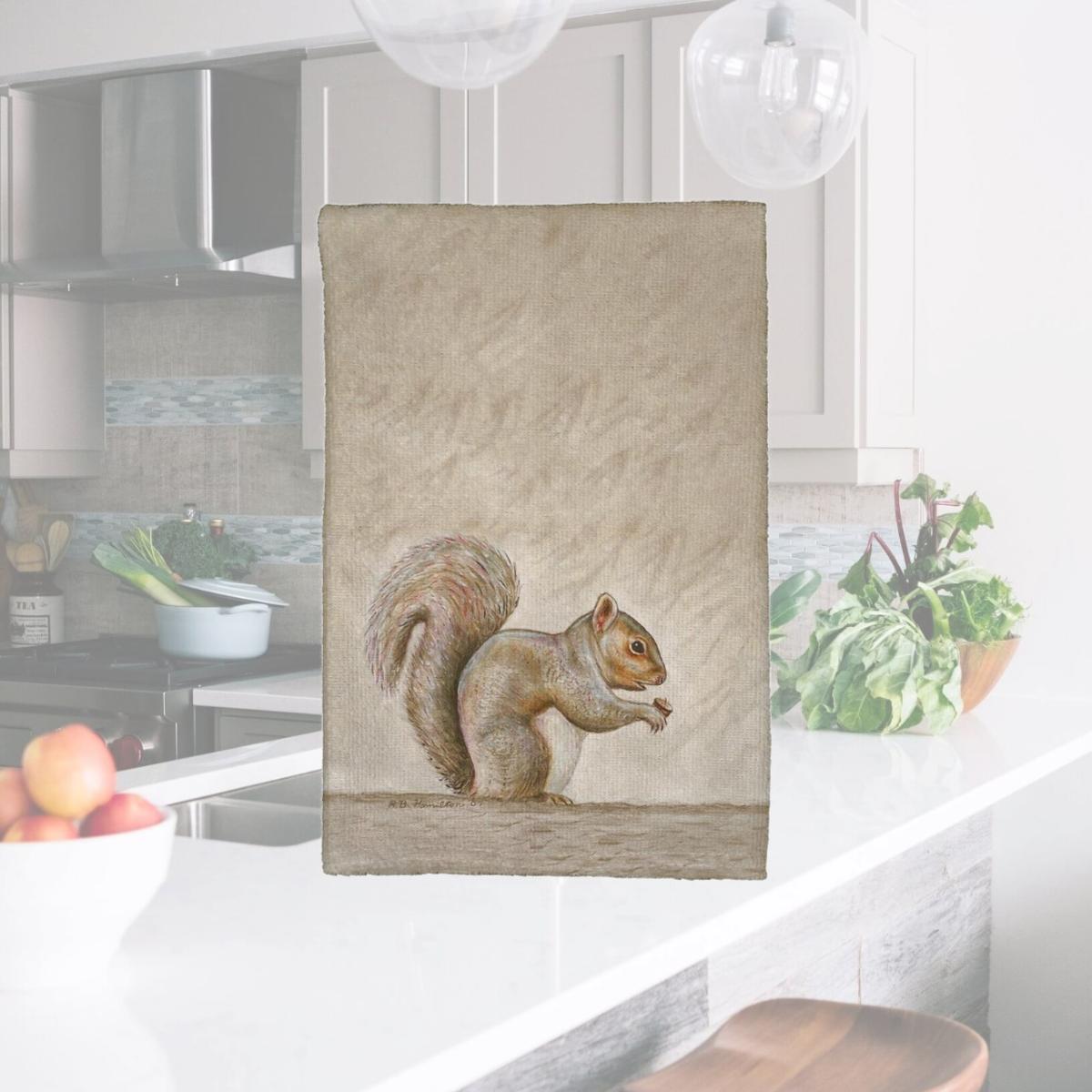 Picture of Betsy Drake KT314 Squirrel Kitchen Towel