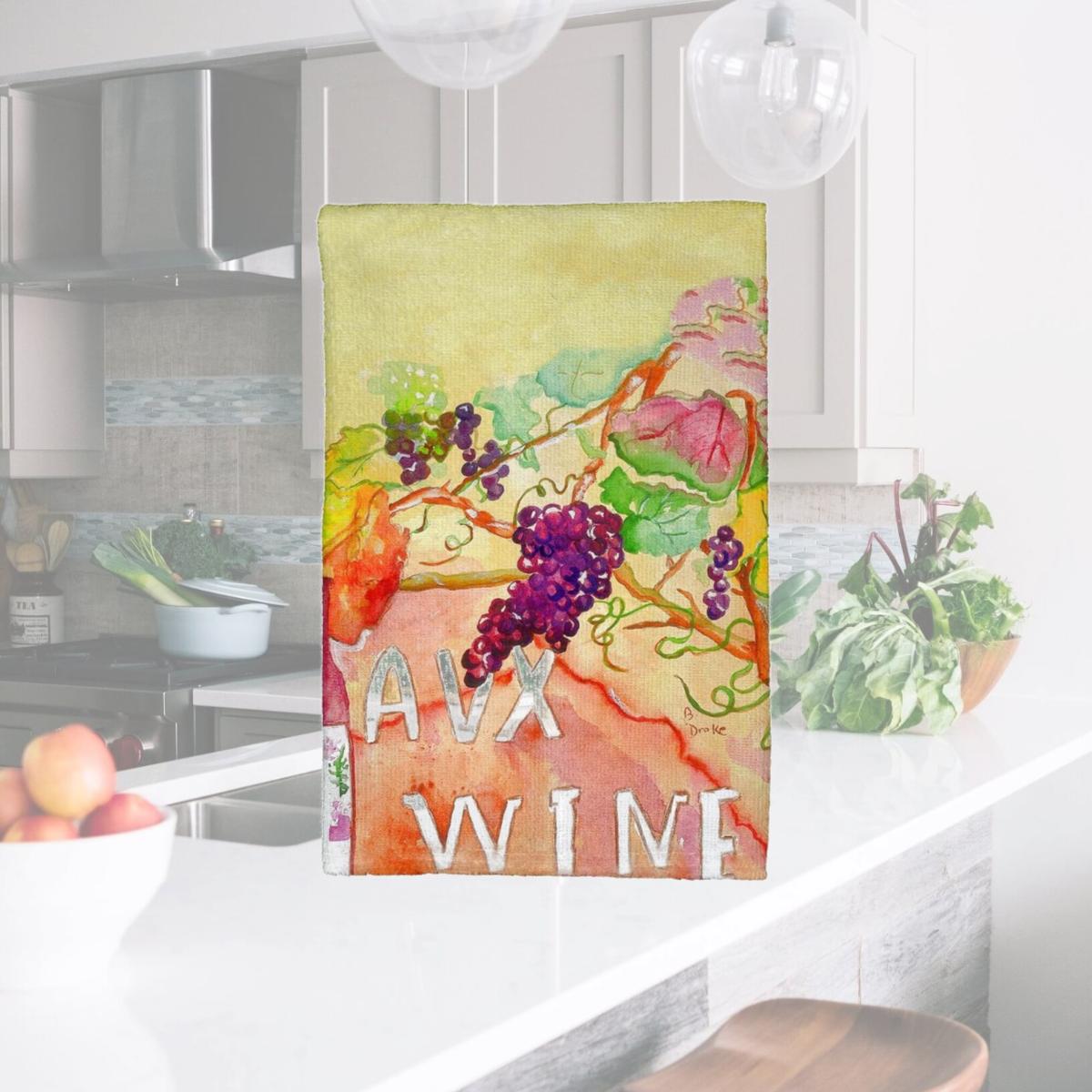 Picture of Betsy Drake KT600 Wine & Grapes Kitchen Towel
