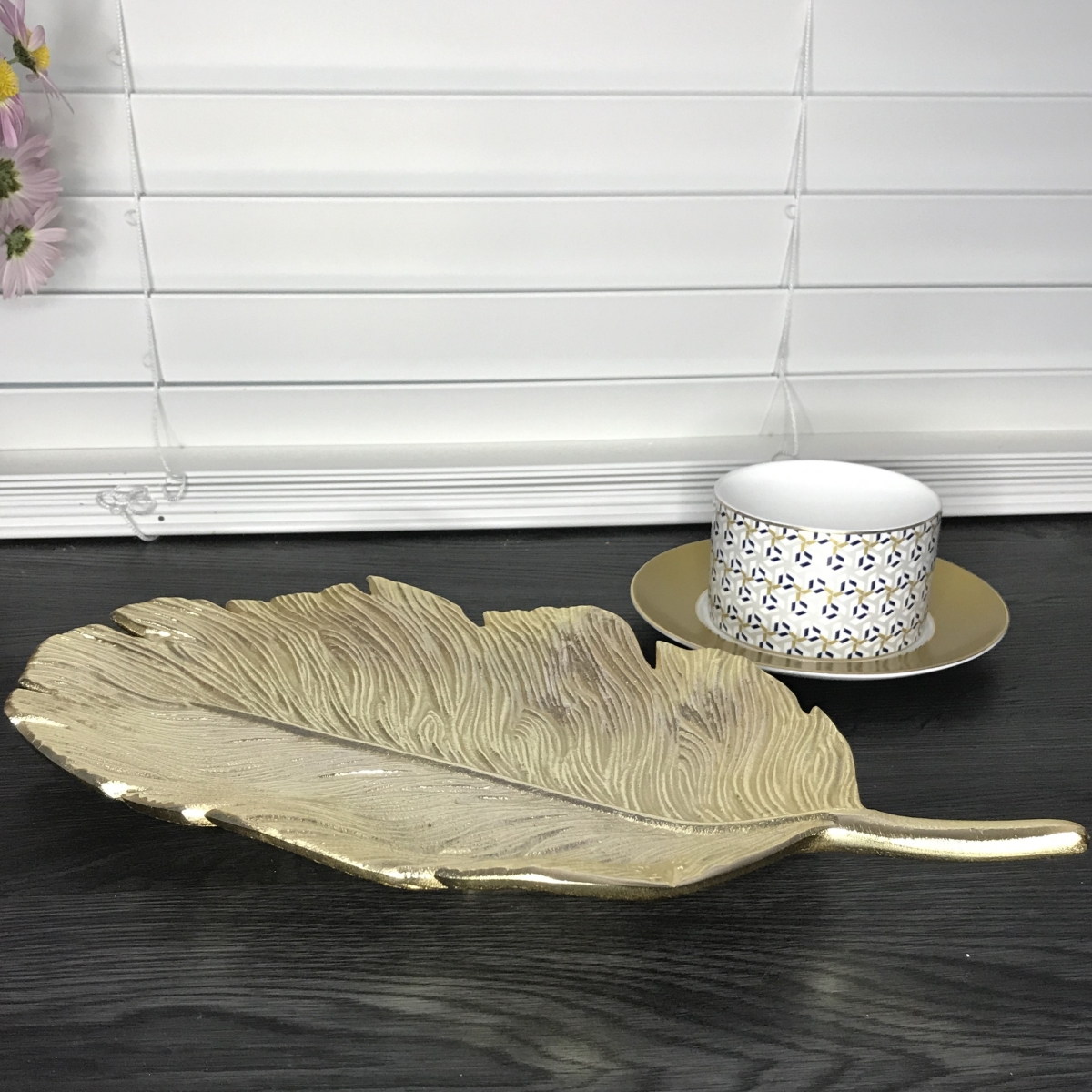 Picture of Jiallo 71912 Stainless Steel Gold Leaf dish 14.25 x 7'