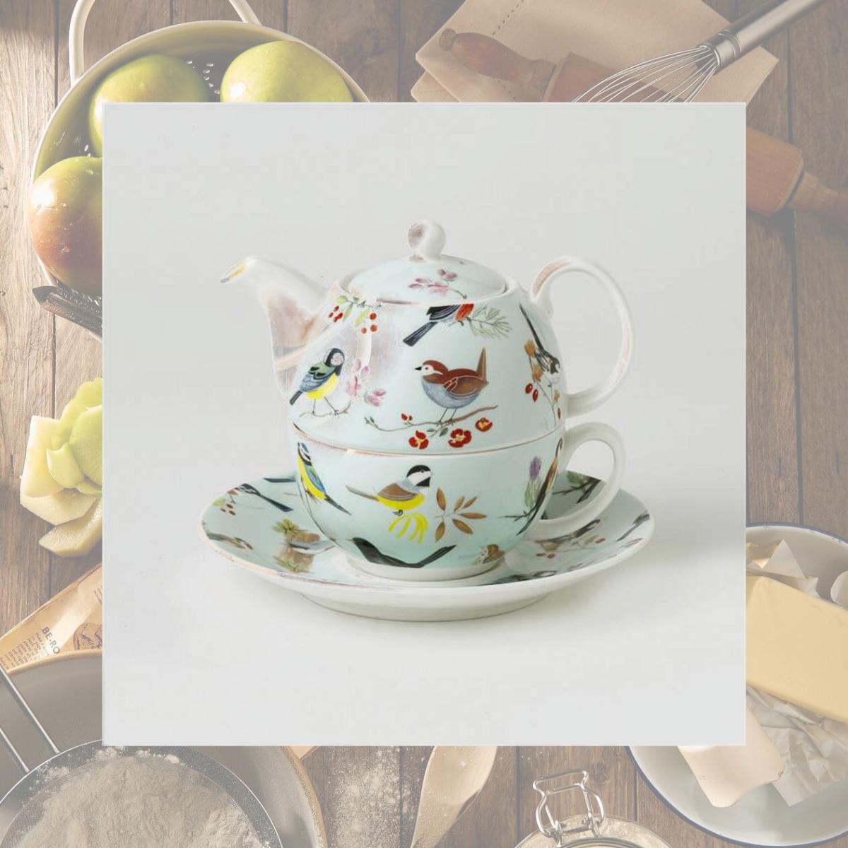 Picture of Roy Kirkham ER30144 TEA FOR ONE Teapot with Tea Cup and Saucer - BIRD SONG
