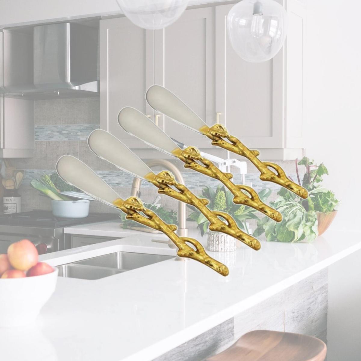 Picture of Leeber 70015 Elegance Gilt Leaf Vine Spreaders, Silver & Gold - Set of 4