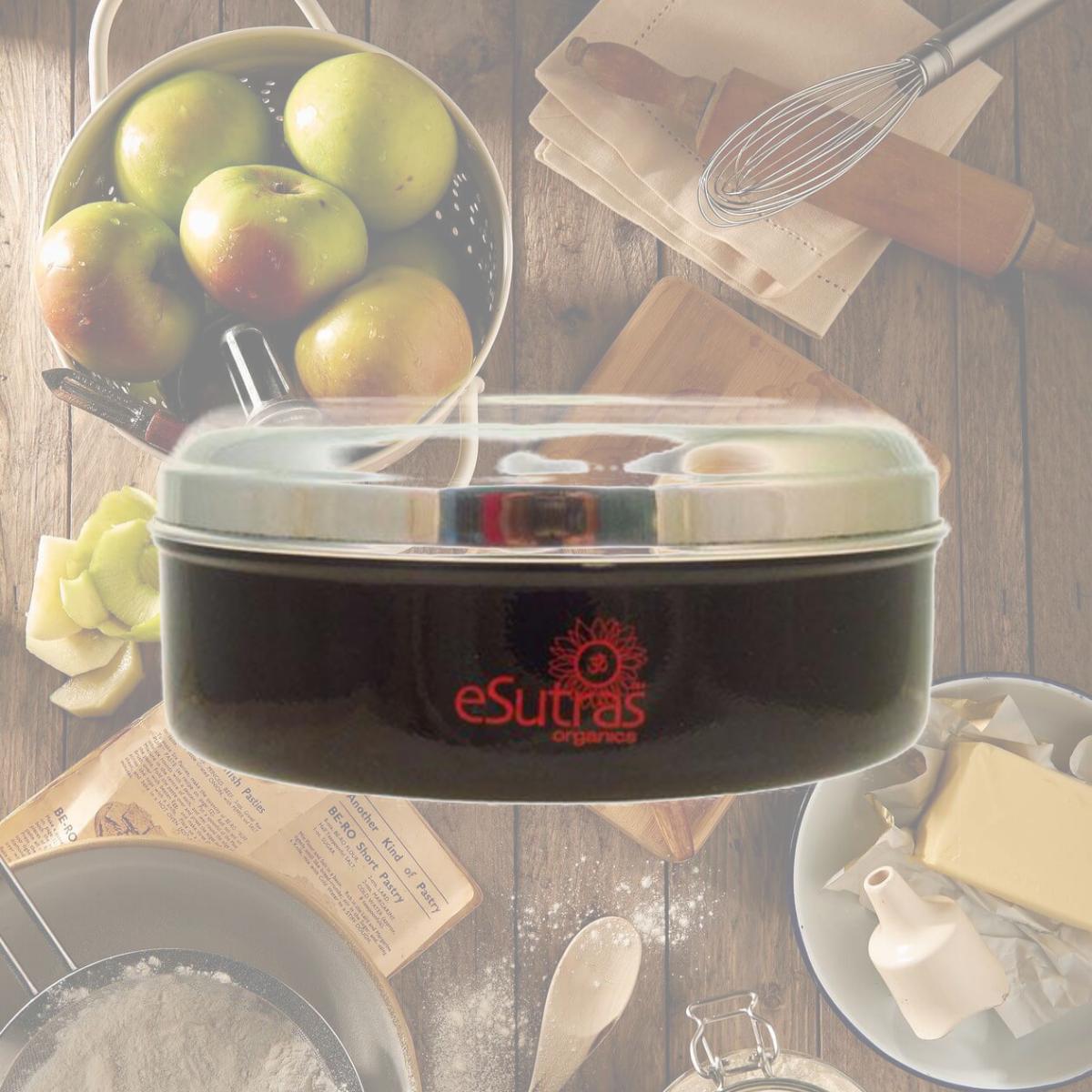 Picture of eSutras Organics 272701 Small Canister - cookie Tin - Red