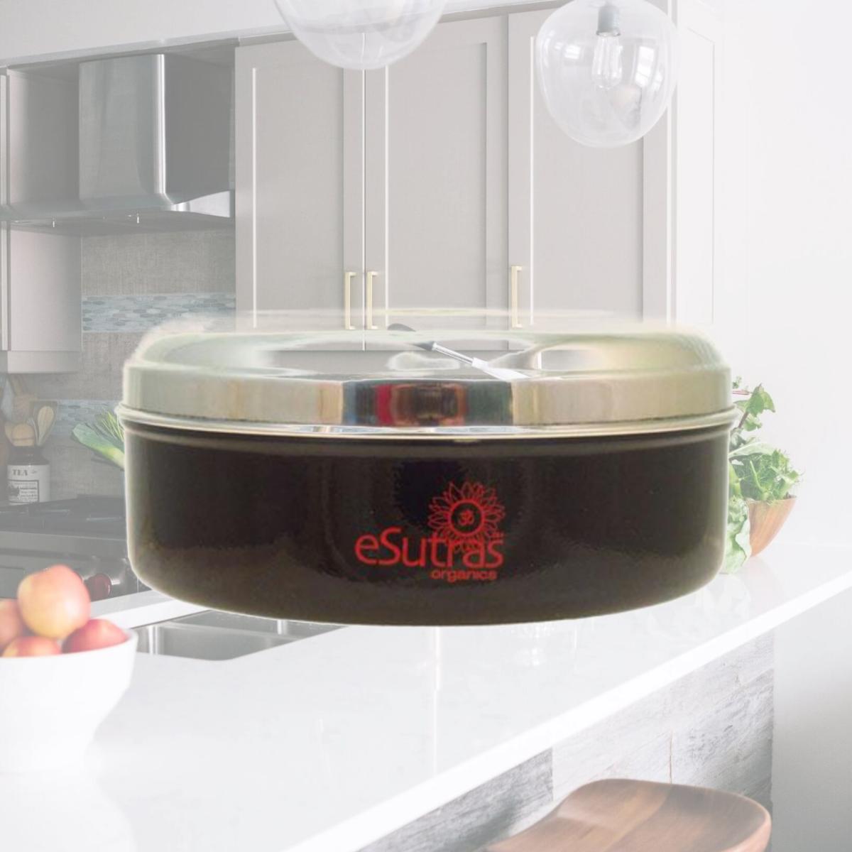 Picture of eSutras Organics 272703 Small Canister - cookie Tin - Green