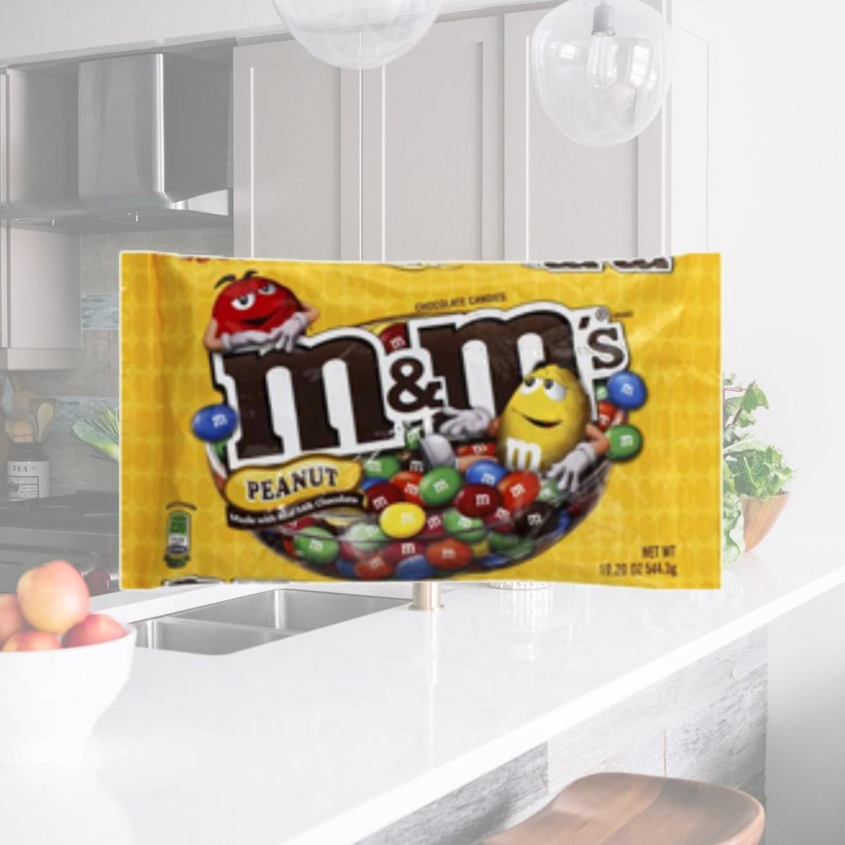 Picture of Mars M&M PNT-SML 19.2 oz Peanut Chocolate Bag