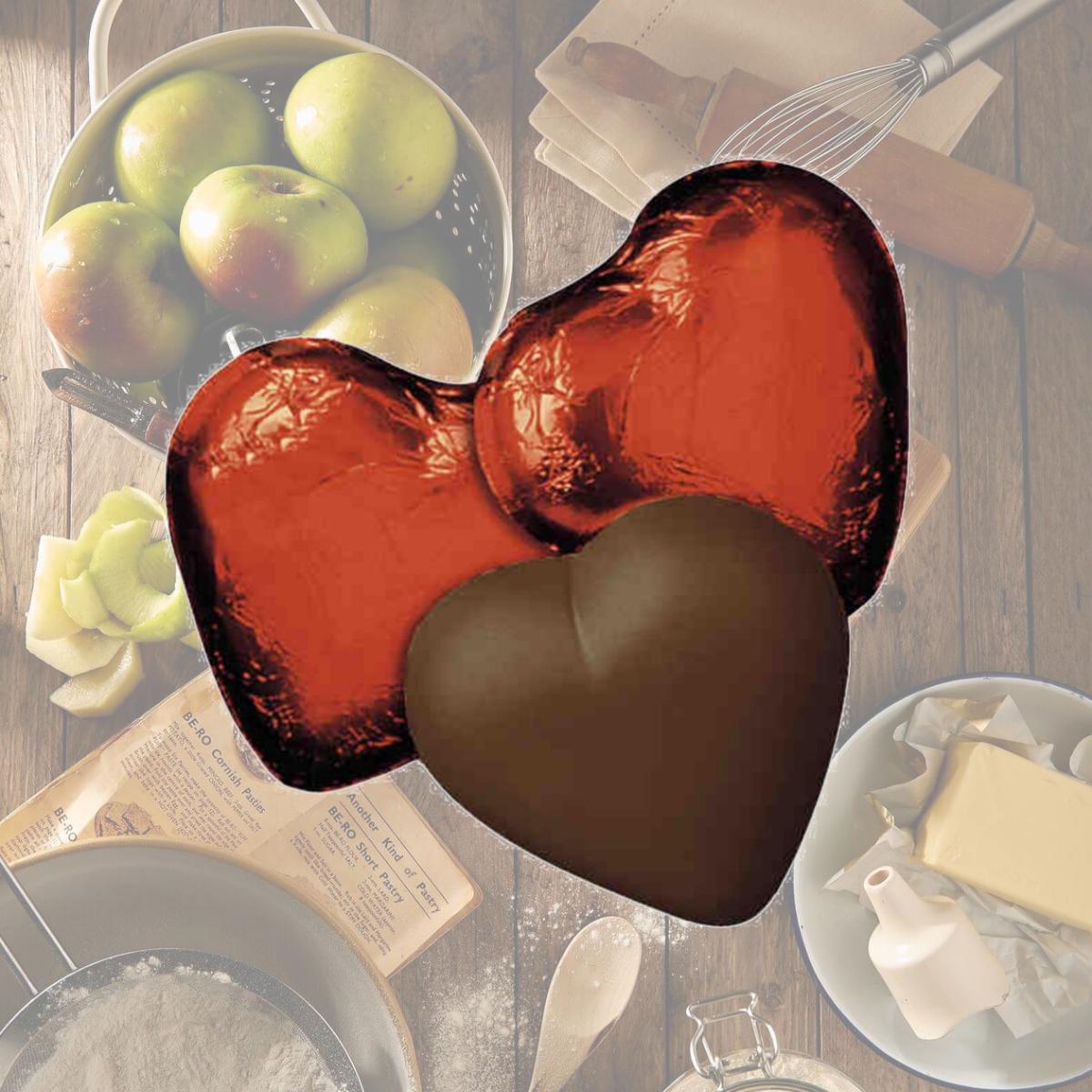 Picture of Chocolate Chocolate 310125 Dark Chocolate Hearts in Red Foil - Pack of 50