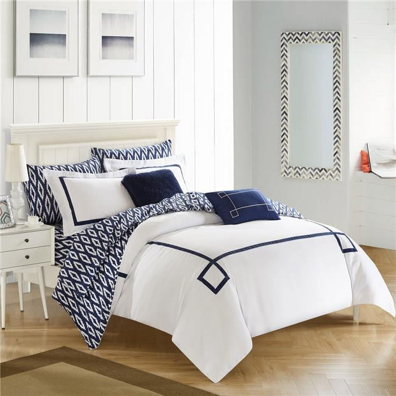 Cs2945-us Sandrine Contemporary Greek Key Embroidered Reversible Bed In A Bag Comforter Set With Sheets - Navy - Queen - 9 Piece