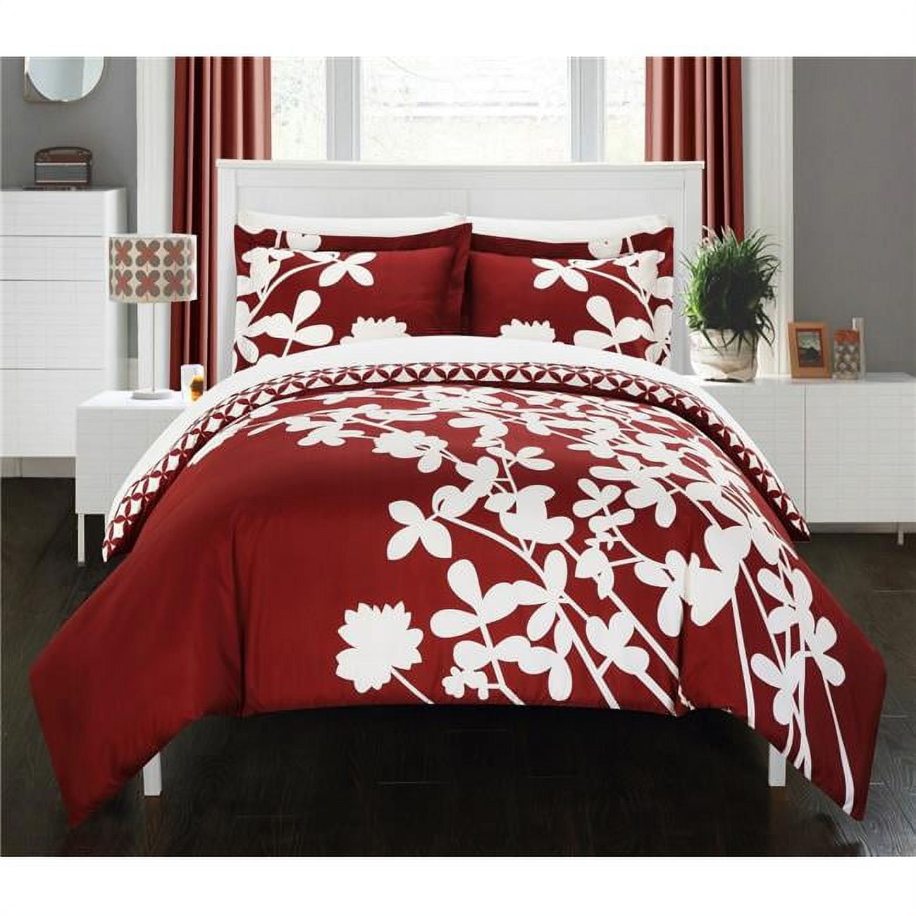 Sweetpea Reversible Scale Floral Design Printed, Diamond Pattern Reverse Duvet Cover Set With Sheets - Red - Queen & Large - 7 Piece