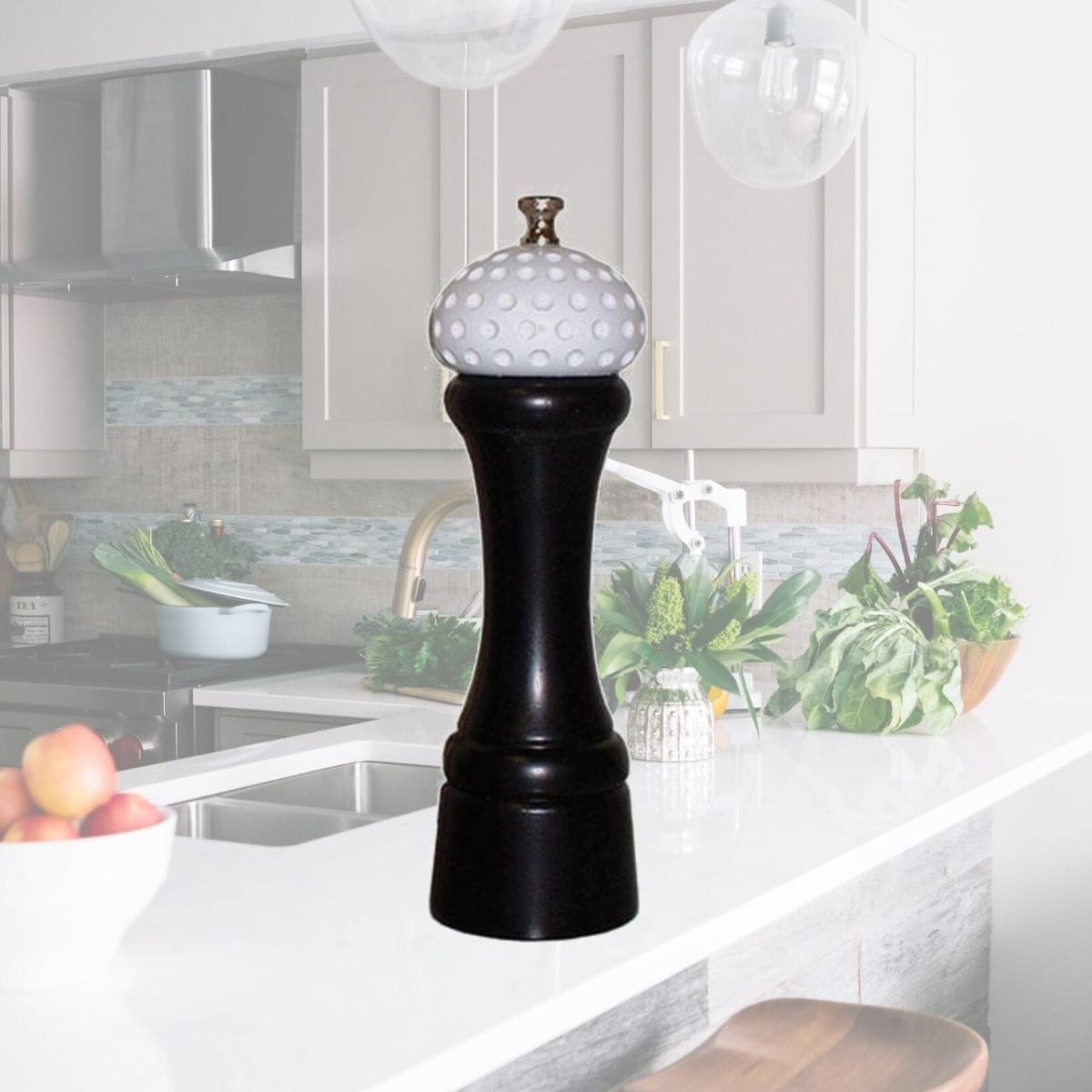Picture of Chef Specialties 08512 8 in. Black 19th Hole Salt Mill
