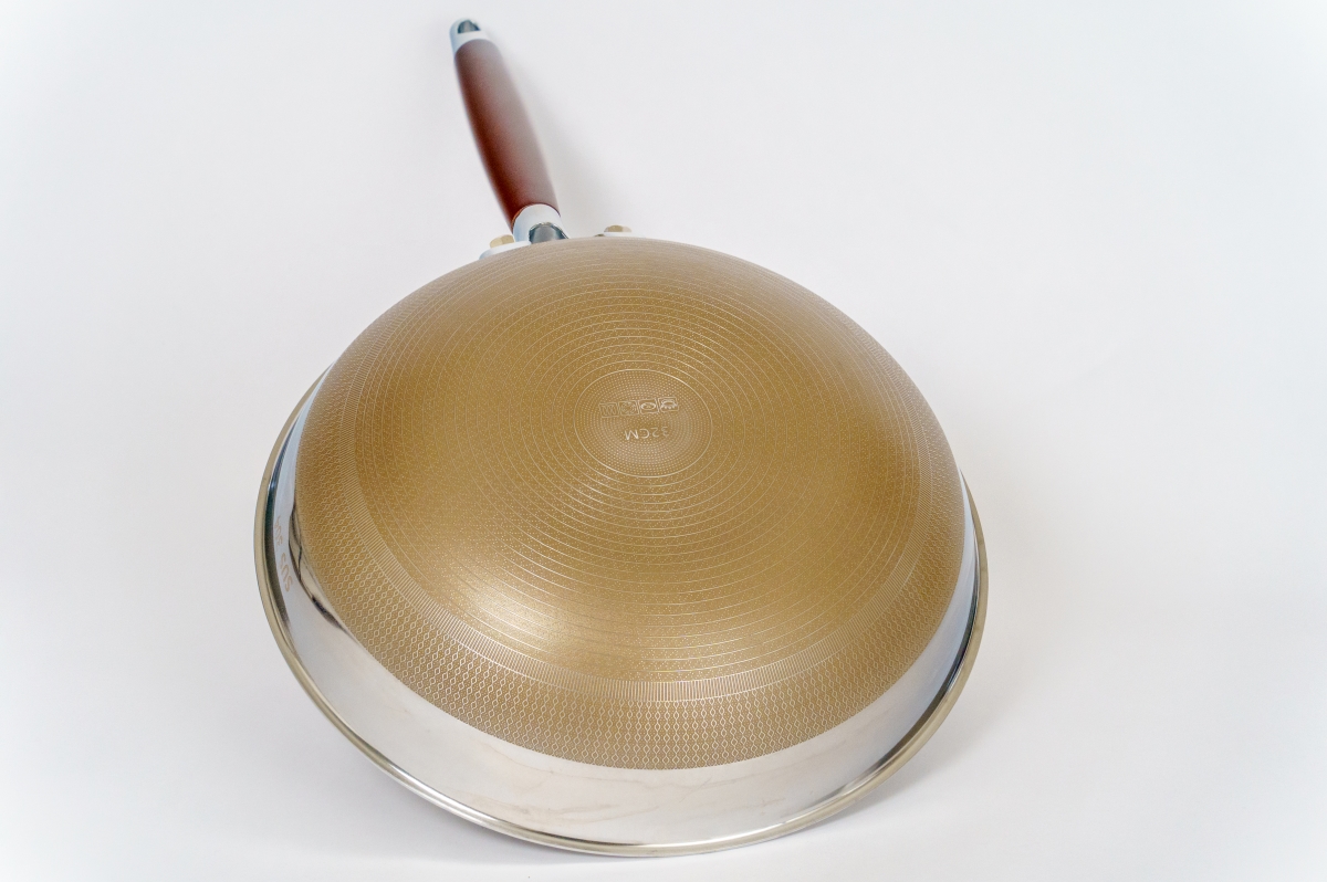 Picture of Cal Kitchen BZ0032 13-Inch Stainless Steel Non-Stick Wok (32cm)  Compact Stir Fry Pan for 1-2 People  Even Heat & Easy Cleanup