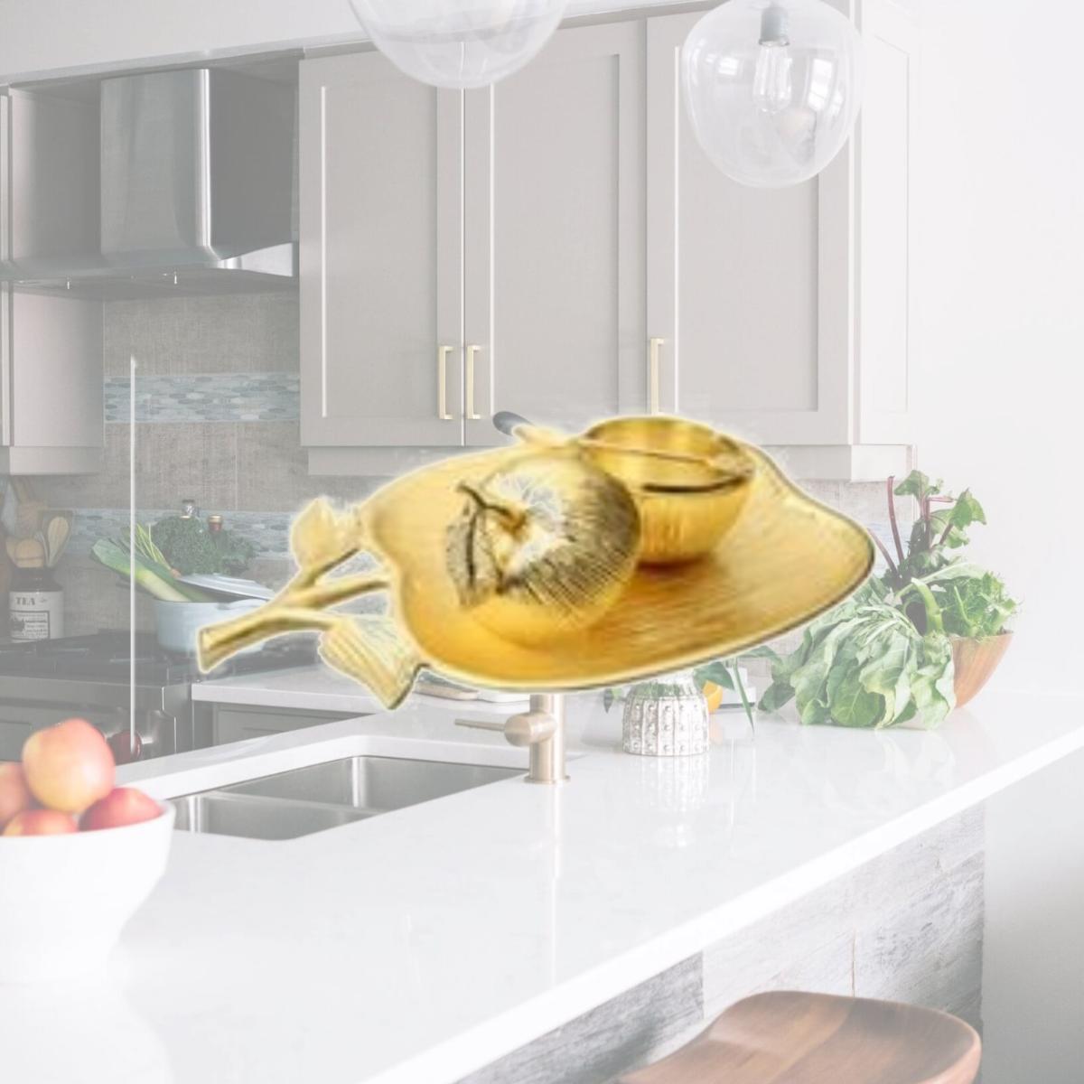 Picture of Classic Touch HD2010G Apple Shaped Dish with Removable Honey Jar, Gold - Large