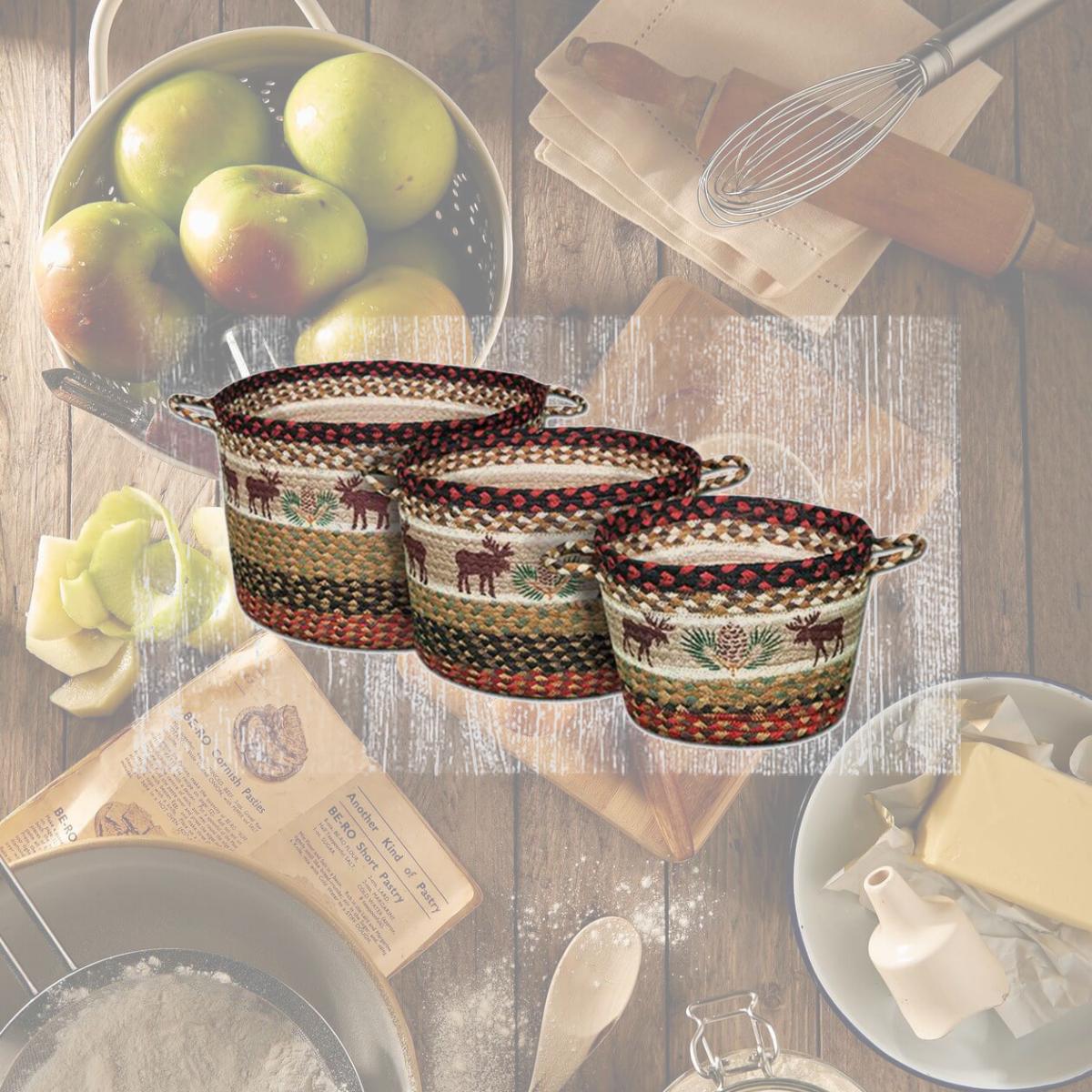 Picture of Capitol Importing 38-UBPSM019MP 9 x 7 in. Moose & Pinecone Printed Braided Utility Basket