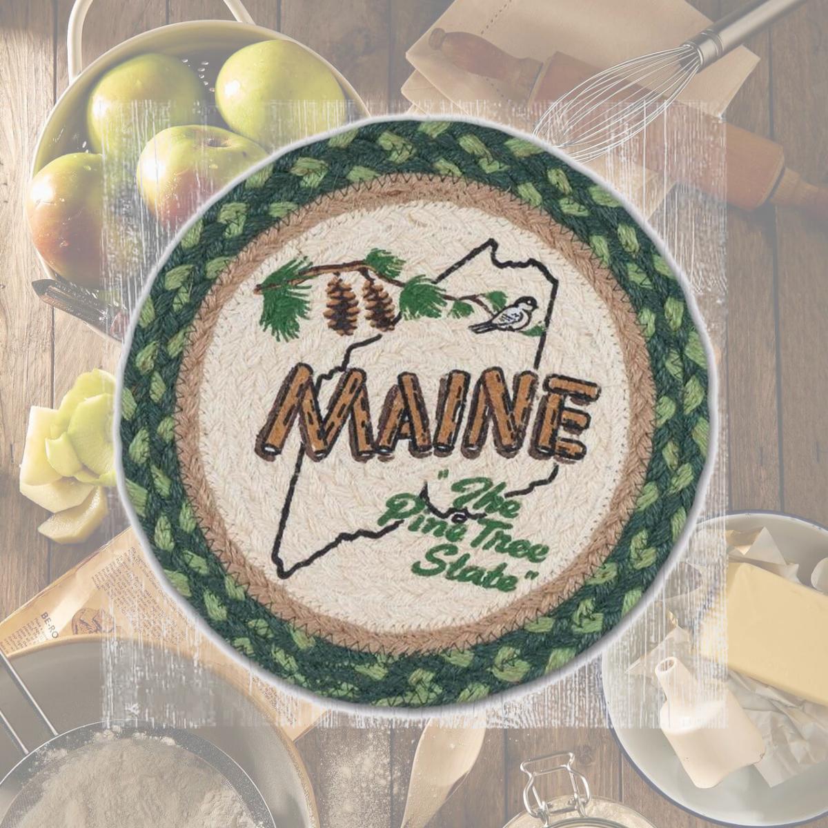 Picture of Capitol Importing 80-703MP 10 x 10 in. MSPR-703 Maine Pine Printed Round Braided Trivet