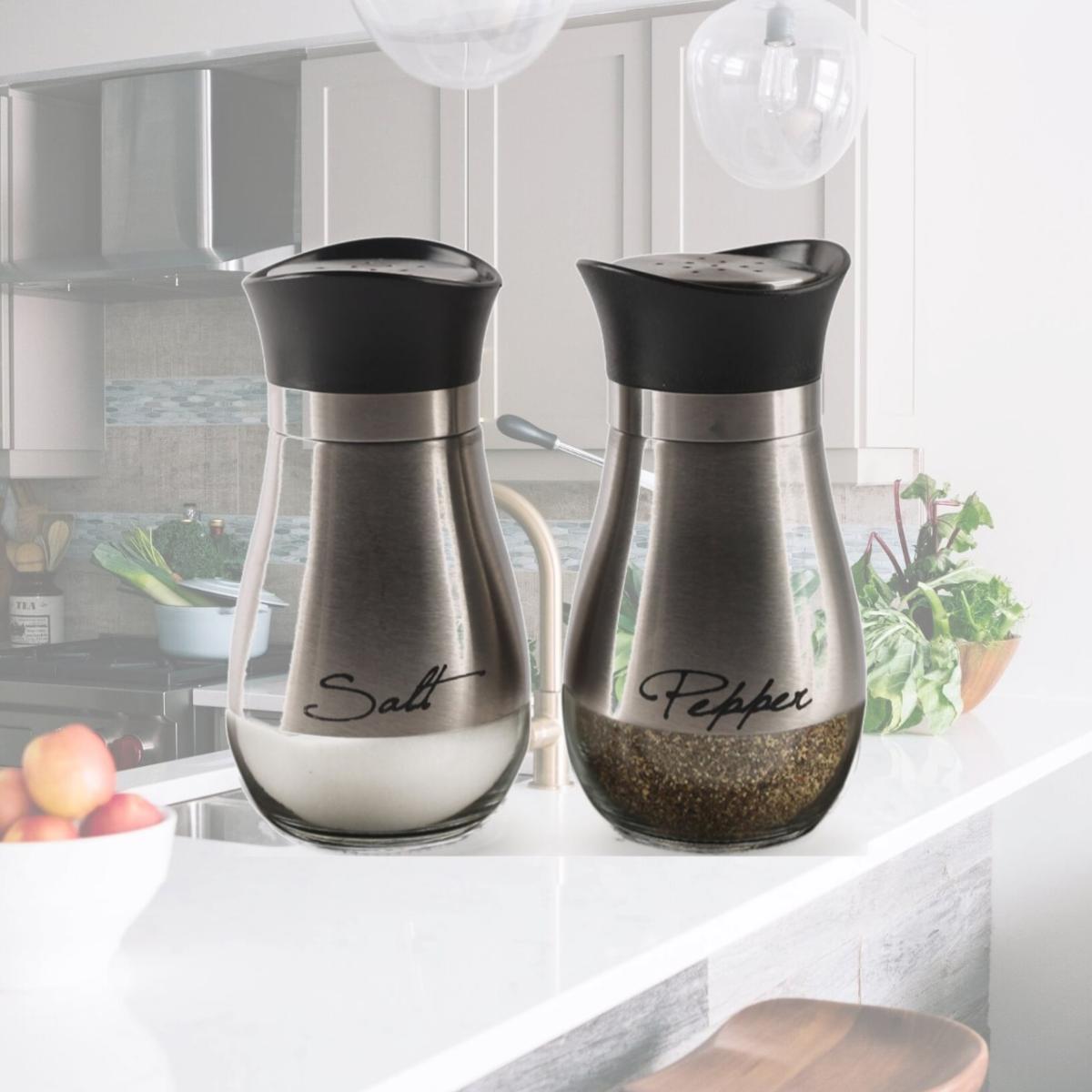 Picture of Circleware 68255/RM Circleware Cafe Contempo SILVER and Glass 2pc salt and pepper r (4.42oz. each)