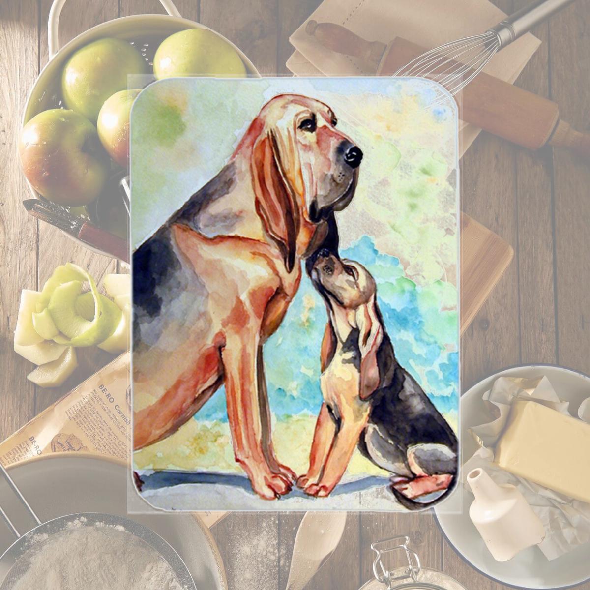 Picture of Carolines Treasures 7014LCB Bloodhound Mommas Love Glass Cutting Board - Large- 15 x 12 in.