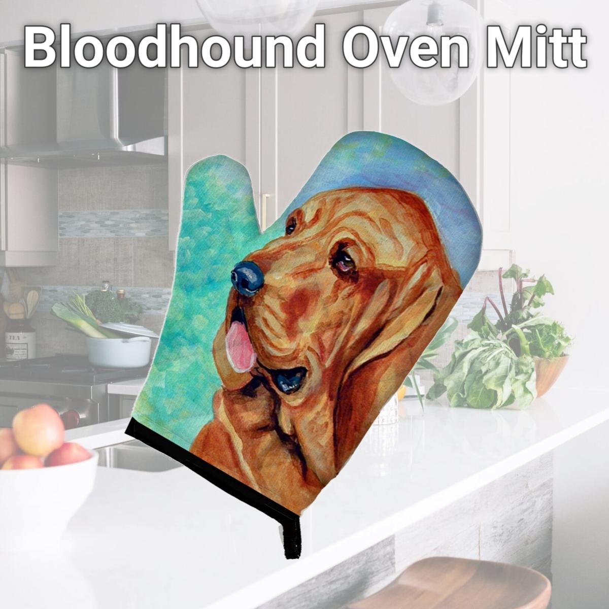 Picture of Carolines Treasures 7224OVMT Bloodhound Oven Mitt