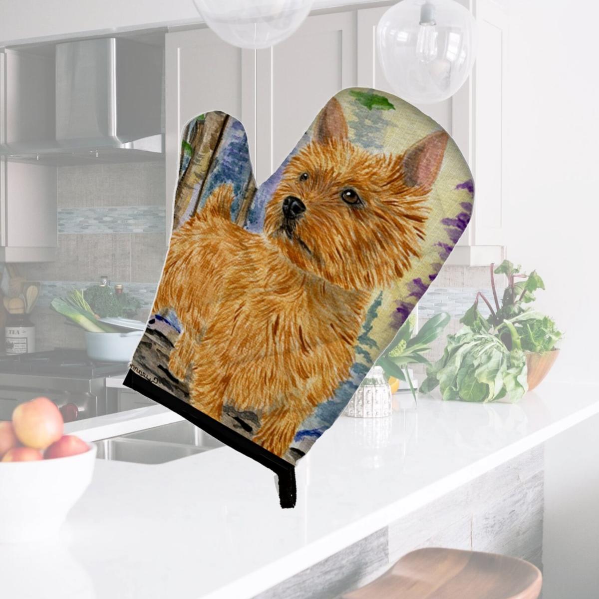 Picture of Carolines Treasures SS8011OVMT Norwich Terrier Oven Mitt
