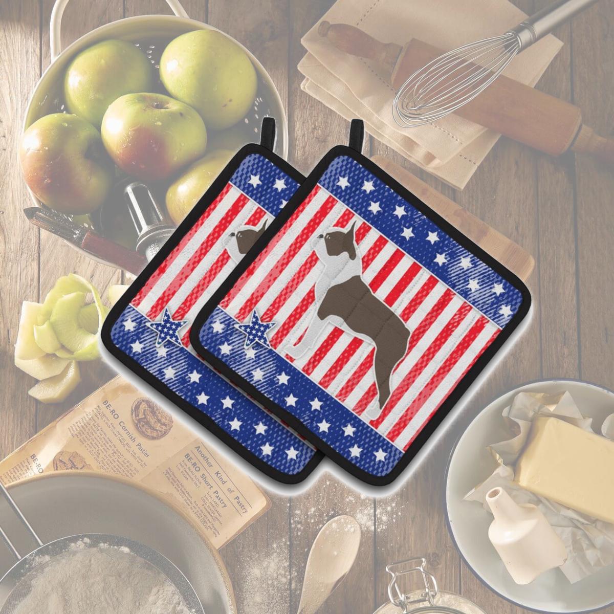 Picture of Carolines Treasures BB3344PTHD USA Patriotic Boston Terrier Pair of Pot Holders