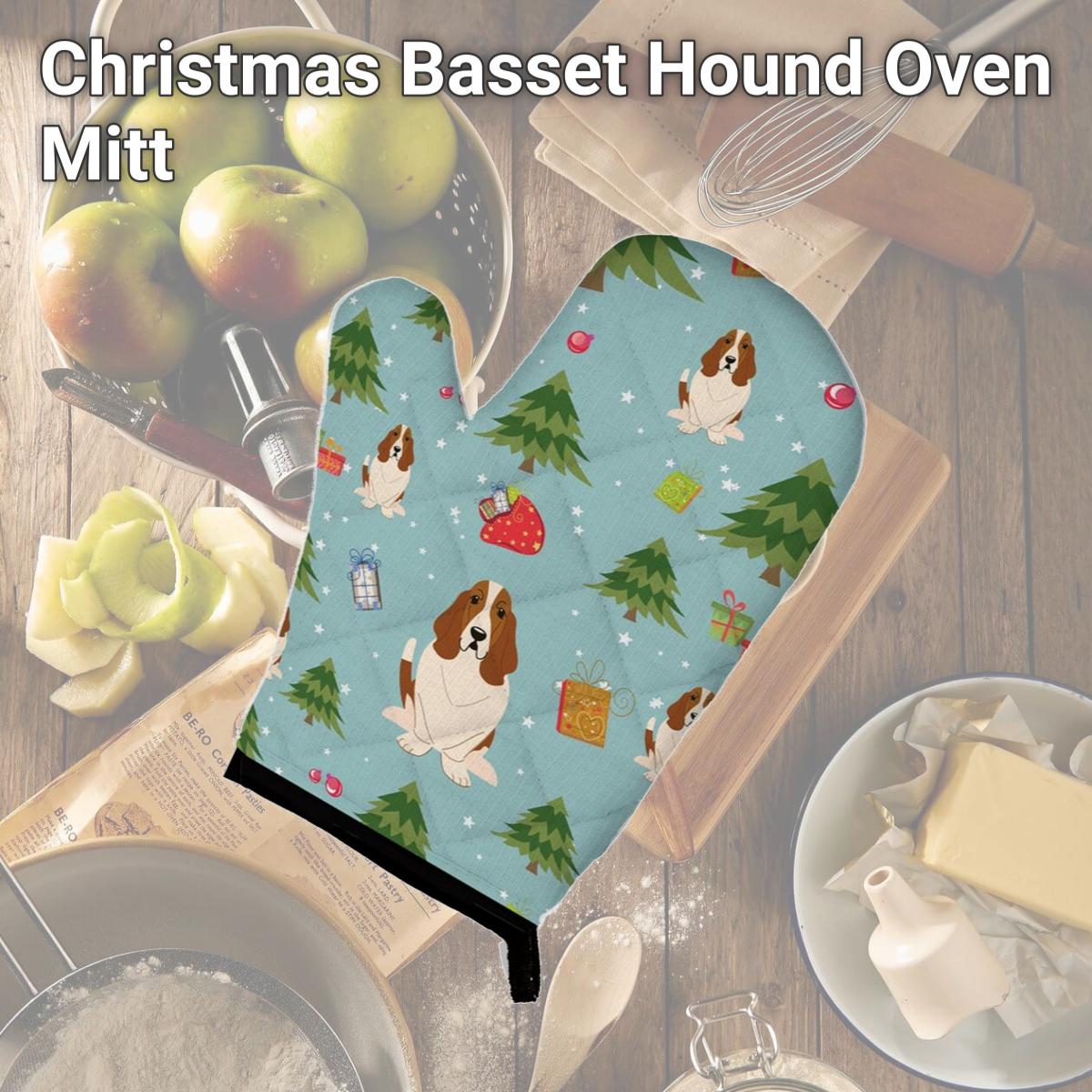 Picture of Carolines Treasures BB4681OVMT Christmas Basset Hound Oven Mitt